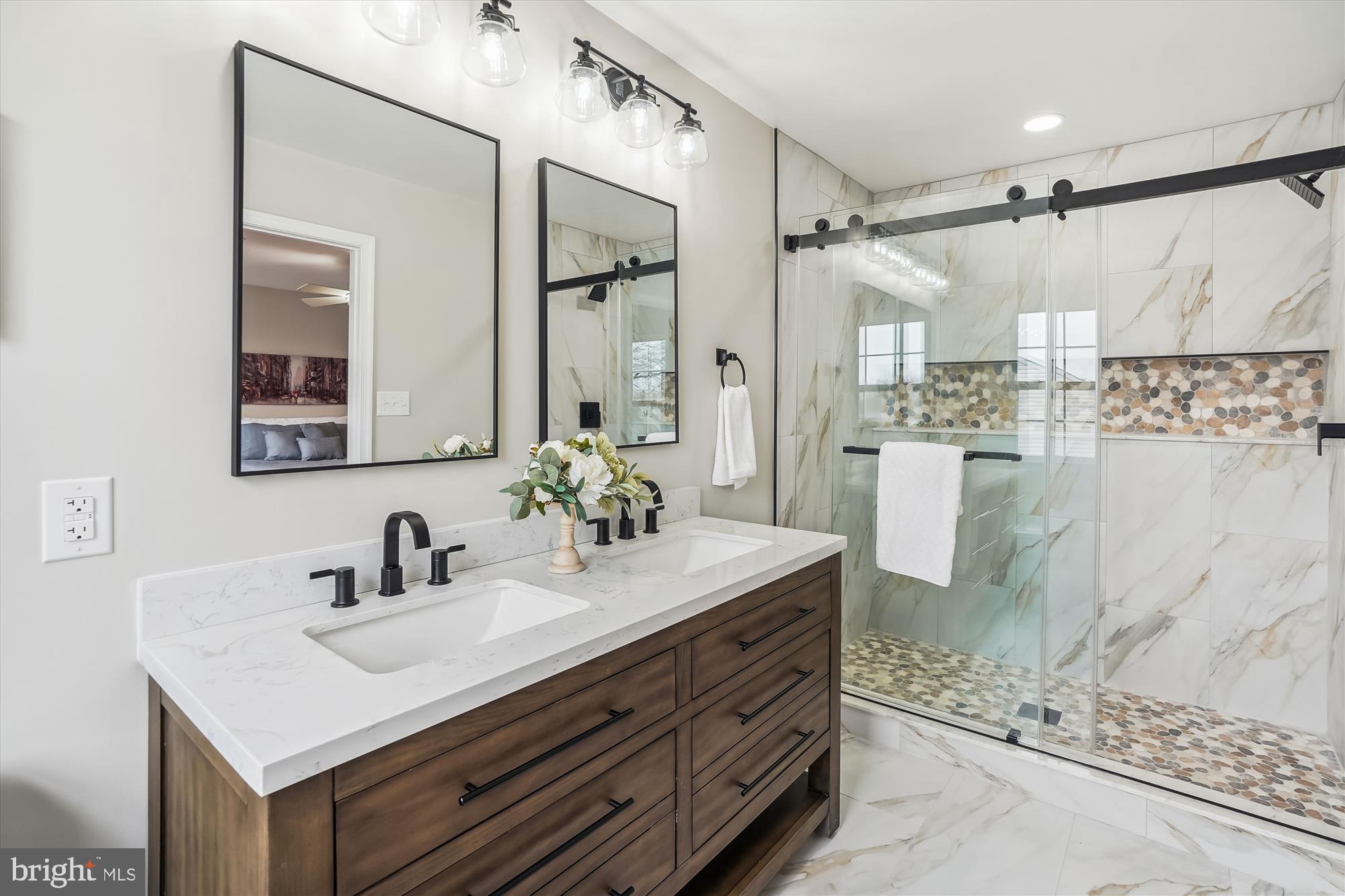 MONTCLAIR - Residential