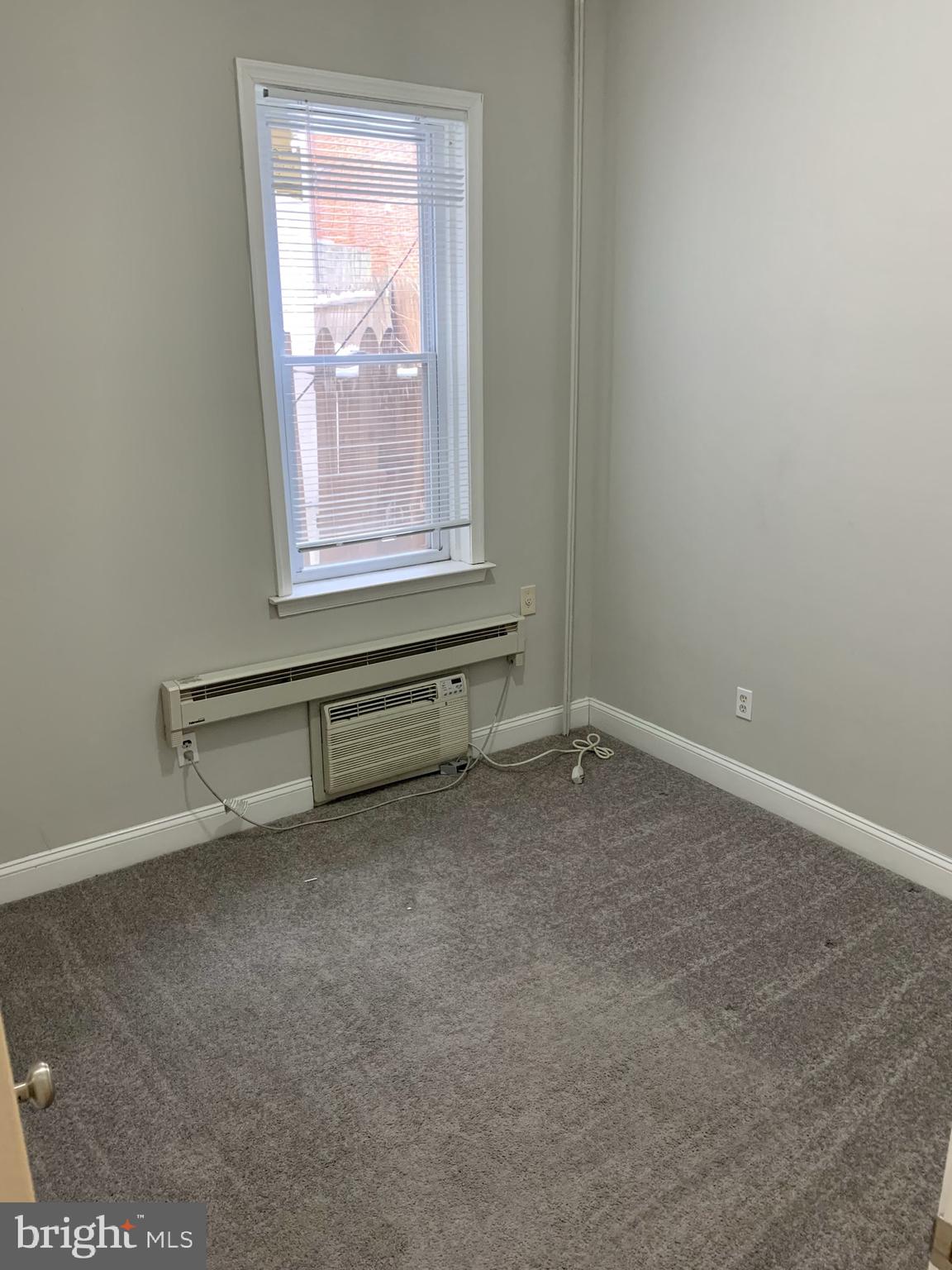 UNIVERSITY CITY - Residential Lease