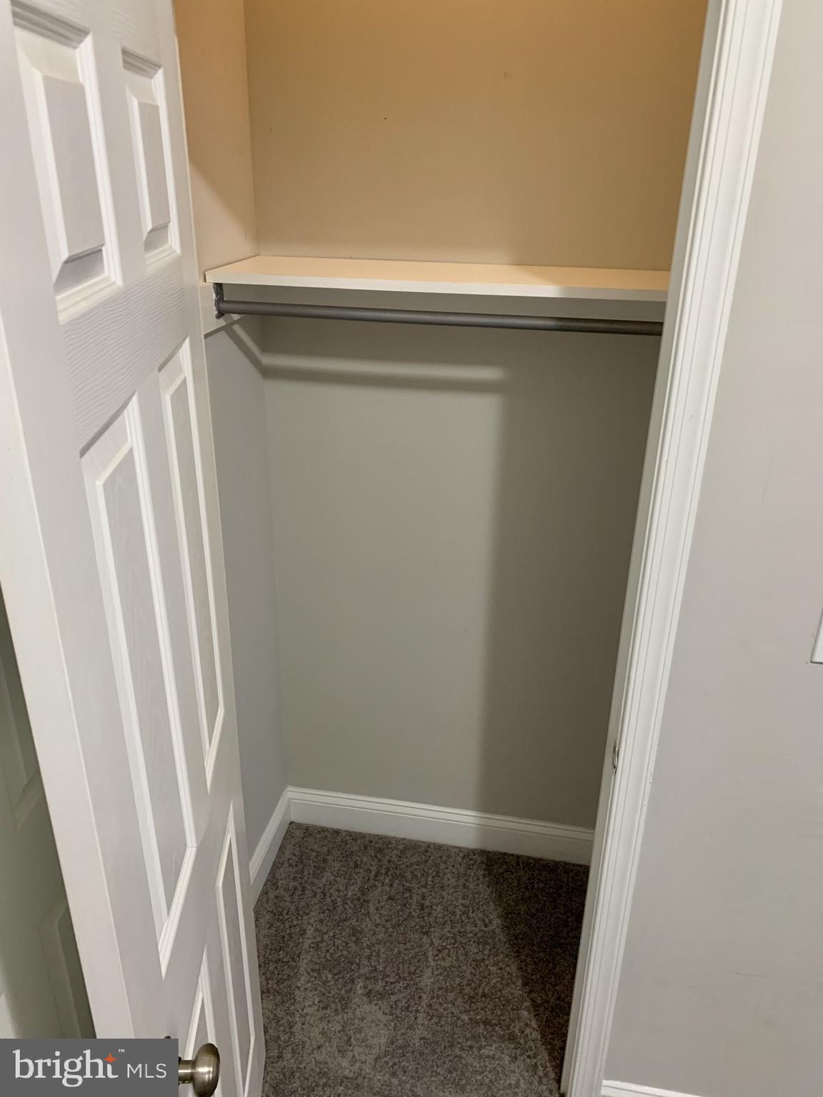 UNIVERSITY CITY - Residential Lease