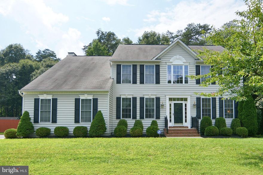 BEAUTIFULLY UPDATED/UPGRADED HOME W/ LARGE BACK YARD & TREED BACKDROP**FAMILY ROOM JUST OFF THE KITCHEN**KITCHEN HAS PLENTIFUL CABINETS, ISLAND W/BREAKFAST BAR, WET BAR, & SLIDER TO HUGE PATIO FOR EASY BARBECUES & ENTERTAINING**LUXURIOUS MASTER BATH W/DUAL VANITIES, & JETTED TUB**TONS OF STORAGE**QUICK ACCESS TO MAJOR HIGHWAYS FOR EASY COMMUTE TO NEARBY FORT MEADE/NSA, ANNAPOLIS, BALTIMORE, AND DC