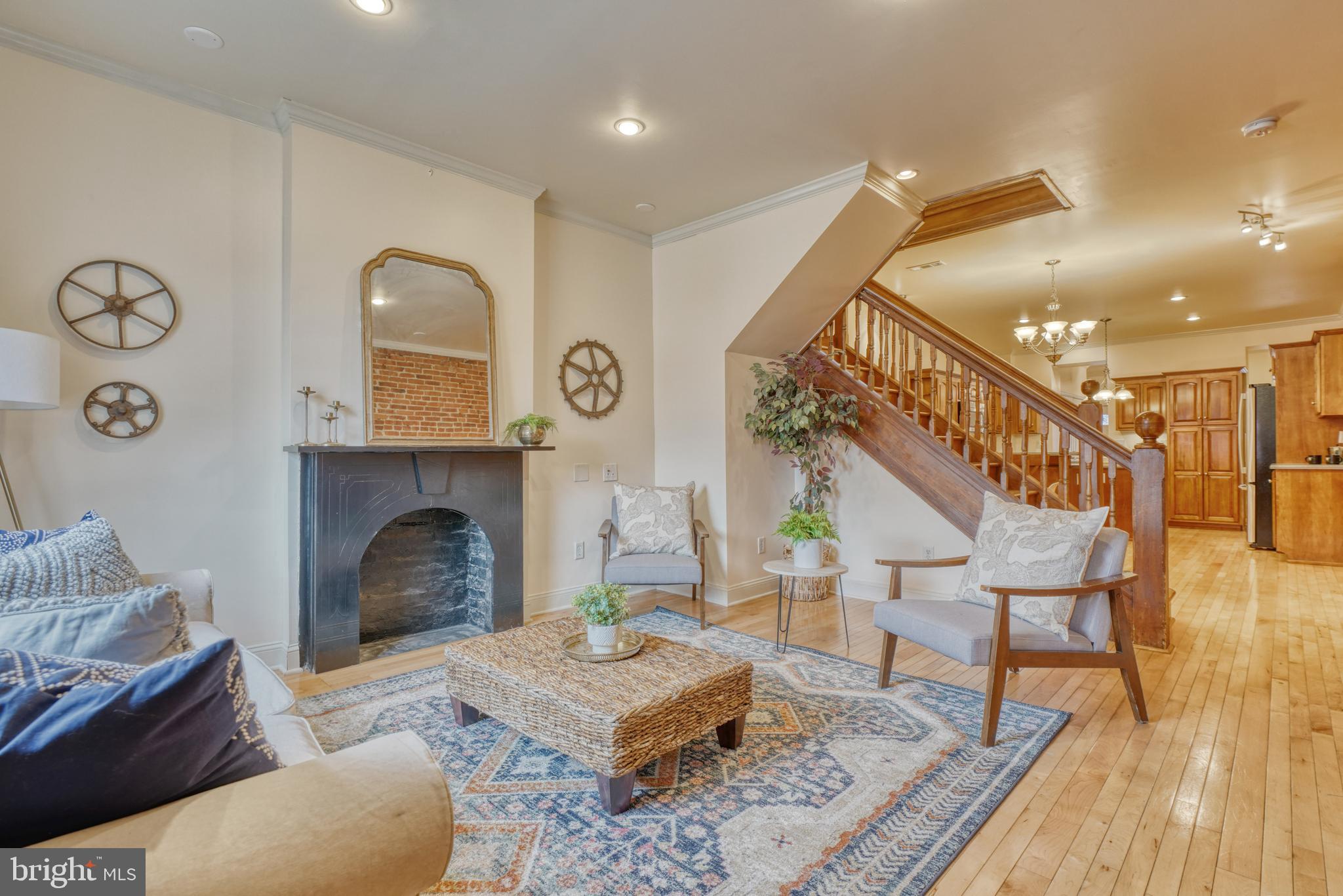 Very WIDE home on Fort Ave in Locust Point with PARKING. 2 large bedrooms and bathrooms upstairs with a deck off the master suite. 1/2 bath and laundry on the main level. This home has so much space, water views, parking and so much more. Wood floors, custom cabinets, updated appliances, custom master closet and the list goes on. Walking distance to McHenry row and close to all Locust Point/Federal Hill have to offer.
