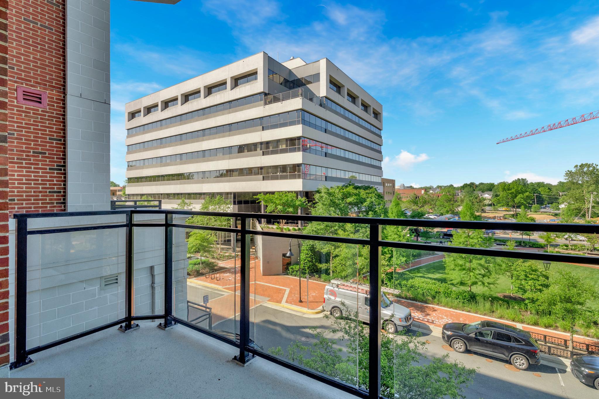 THE SIGNET - Residential