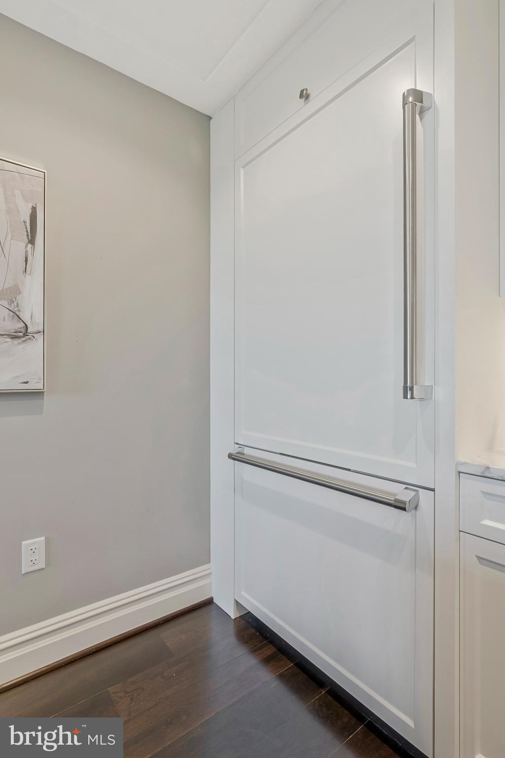 THE SIGNET - Residential