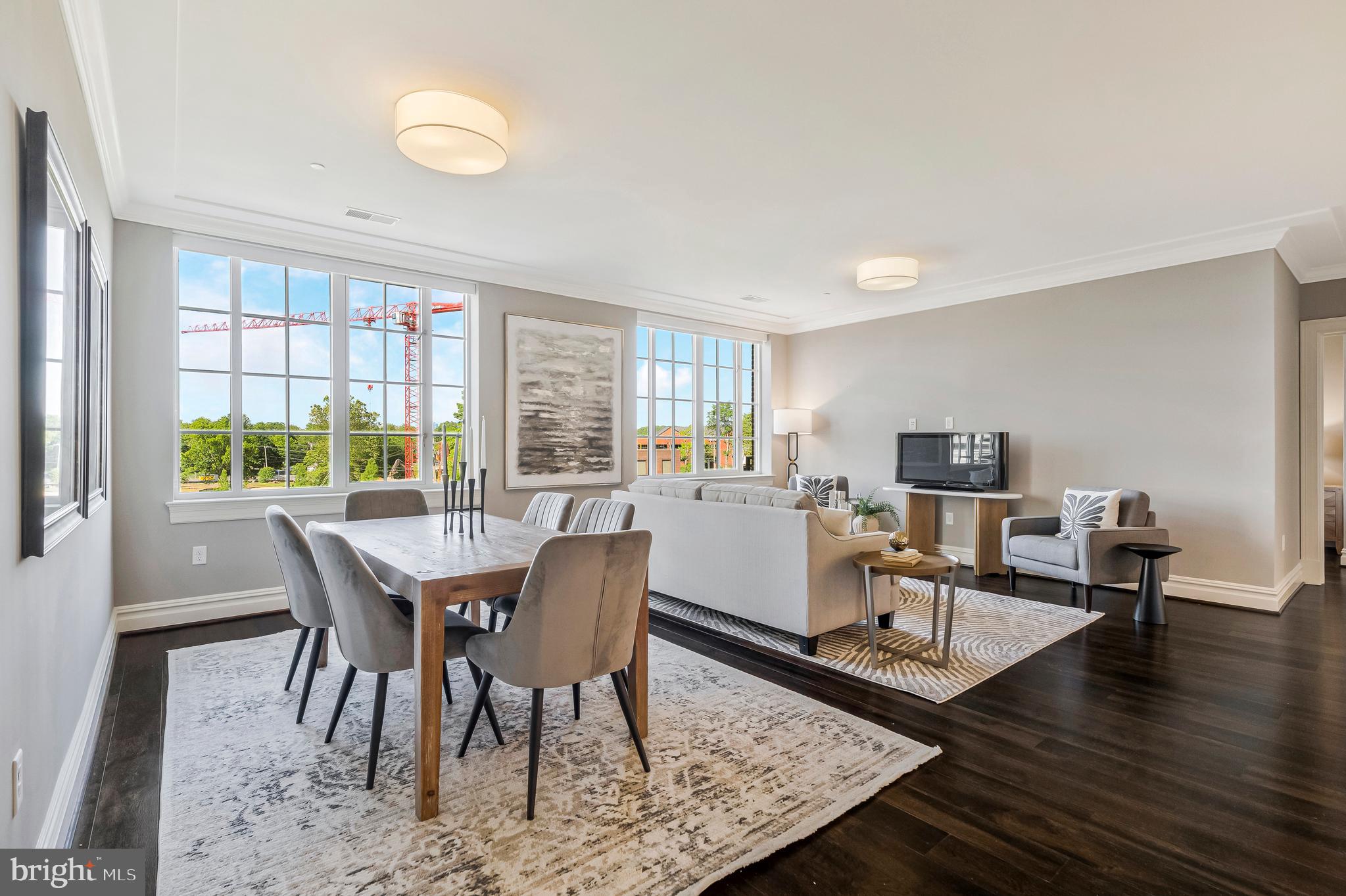 THE SIGNET - Residential