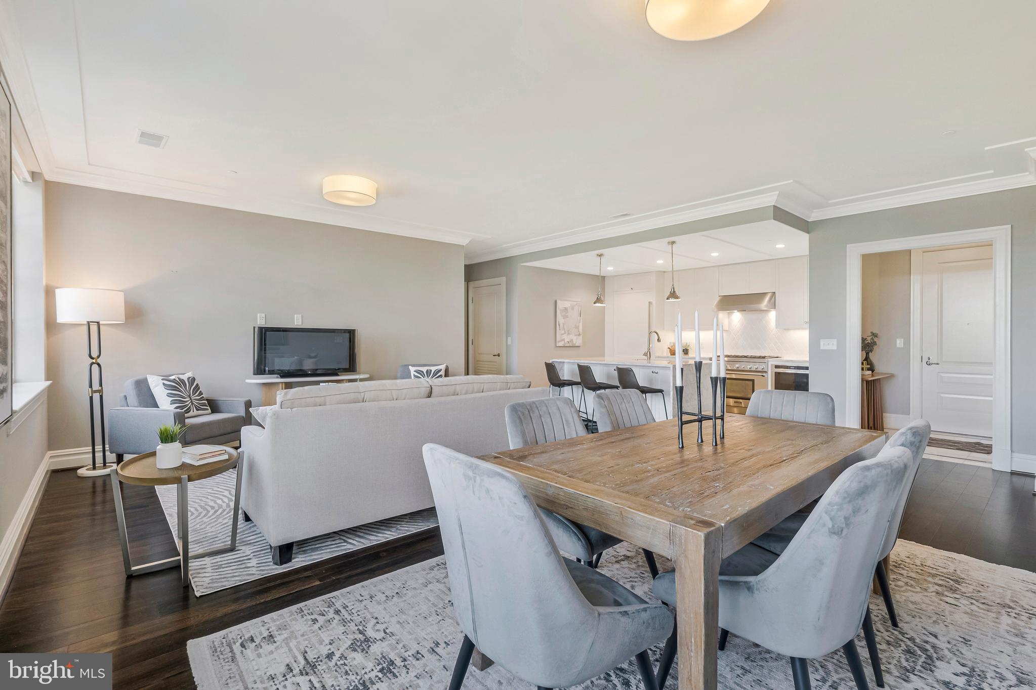 THE SIGNET - Residential