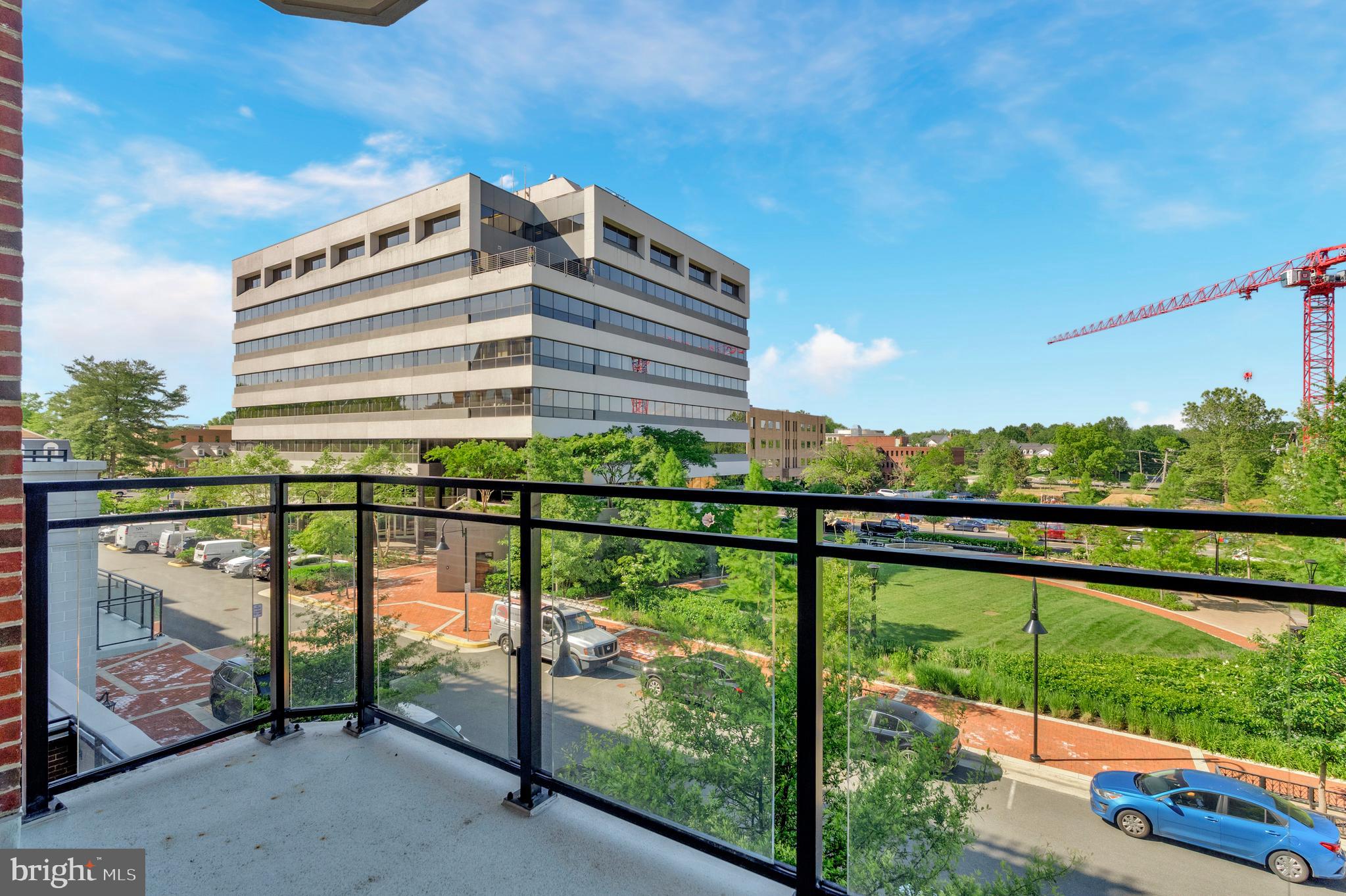 THE SIGNET - Residential