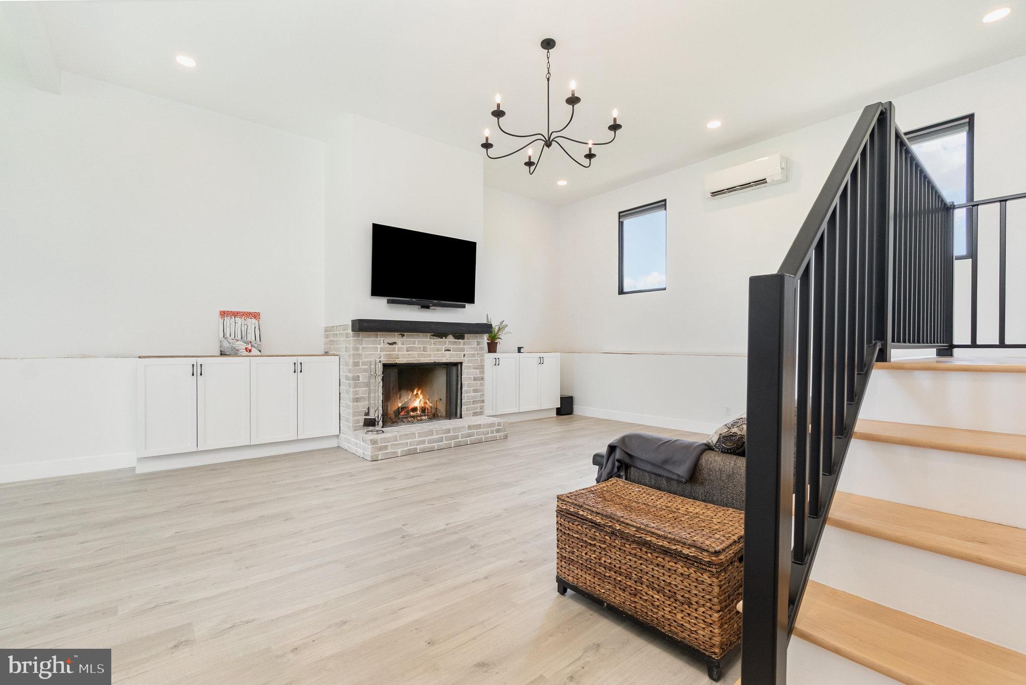 WELLINGBOROUGH ESTATES - Residential