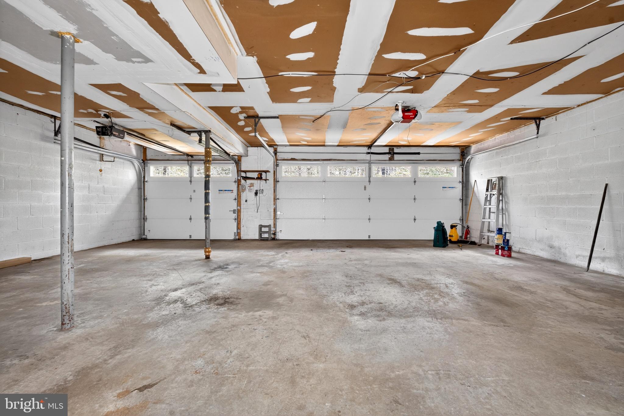 PASADENA - Residential