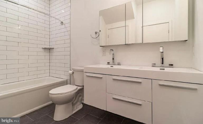 FISHTOWN - Residential Lease