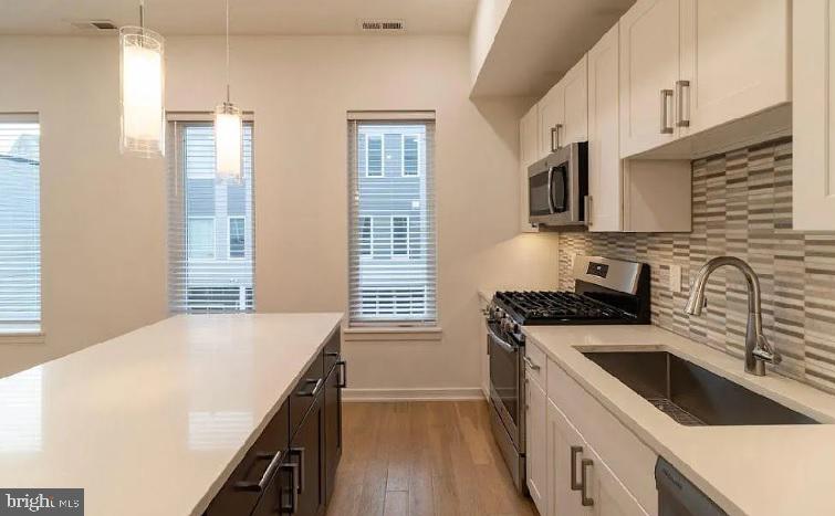 FISHTOWN - Residential Lease