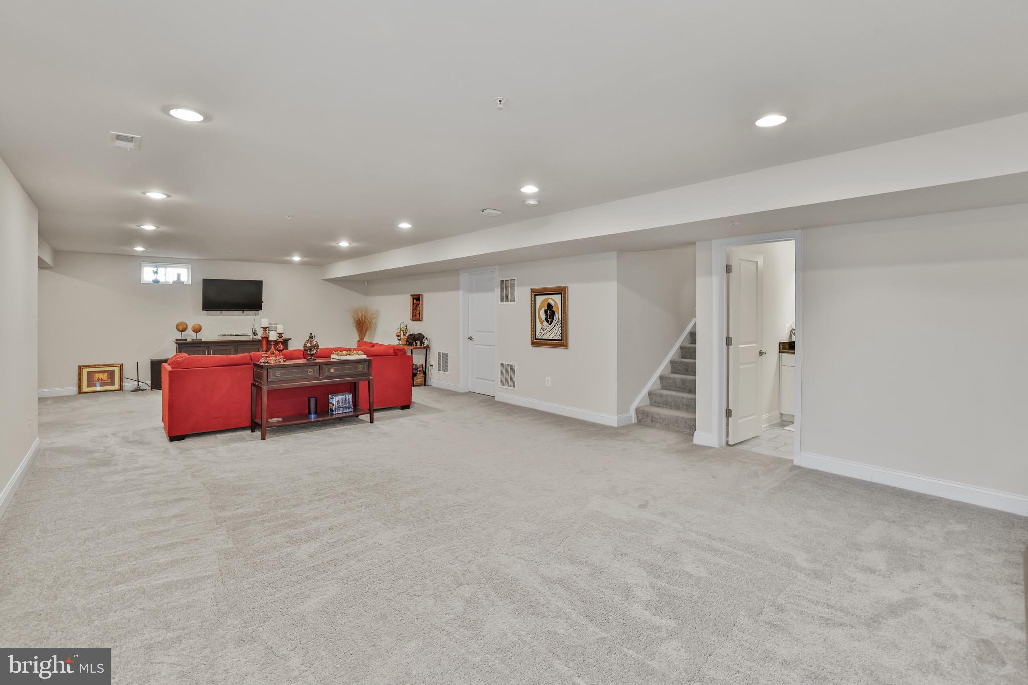 STONEHAVEN - Residential