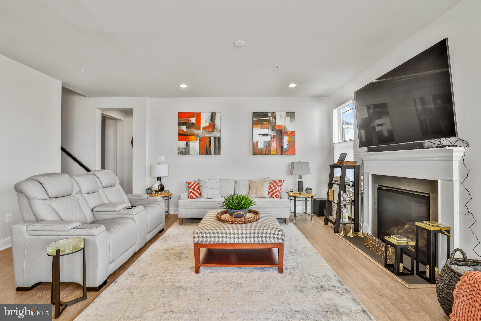 STONEHAVEN - Residential