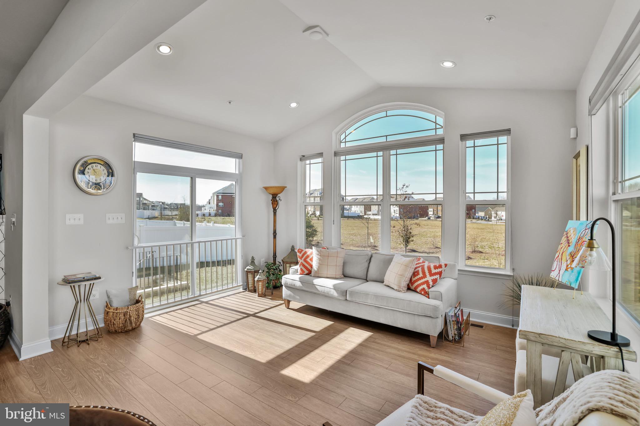 STONEHAVEN - Residential