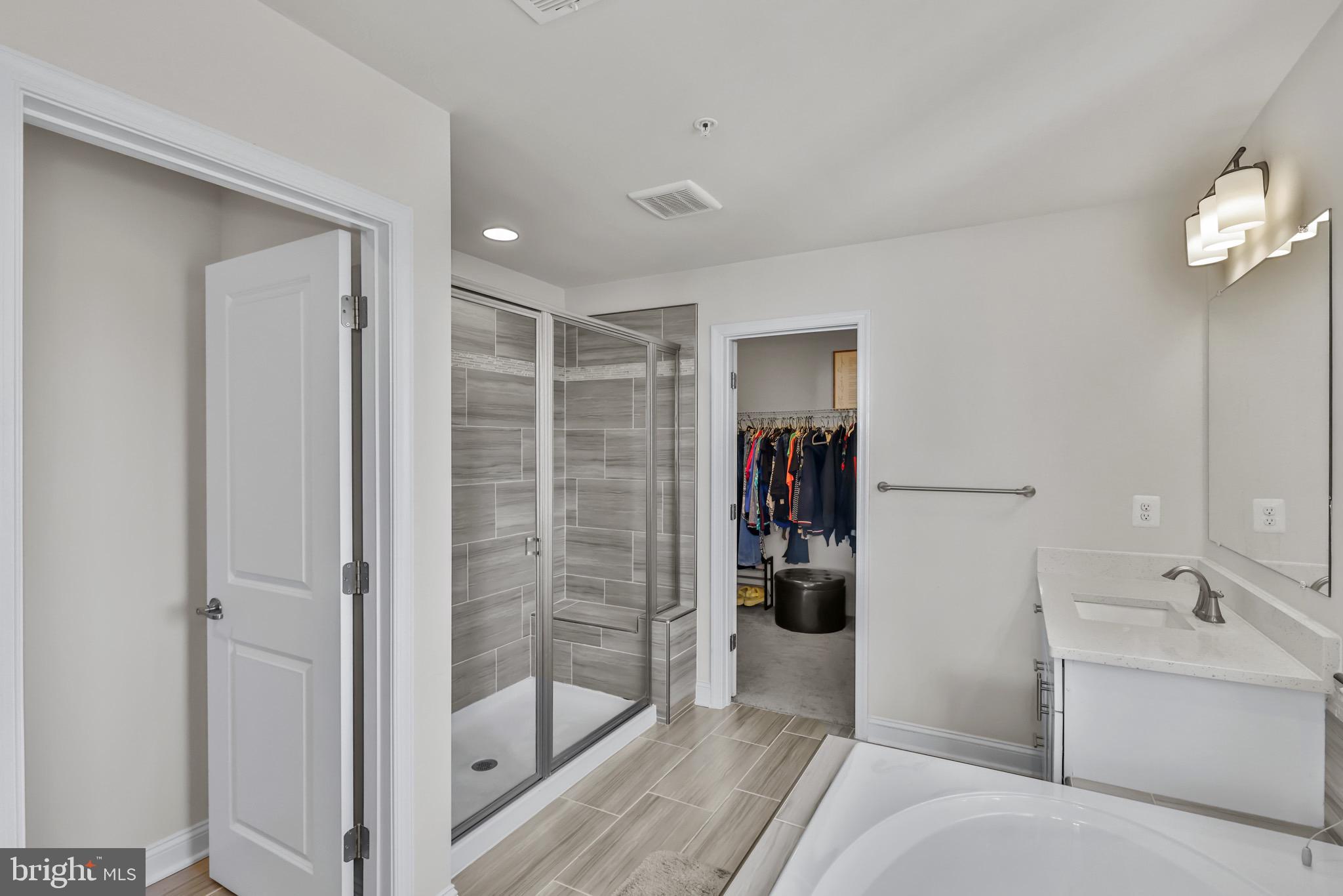 STONEHAVEN - Residential