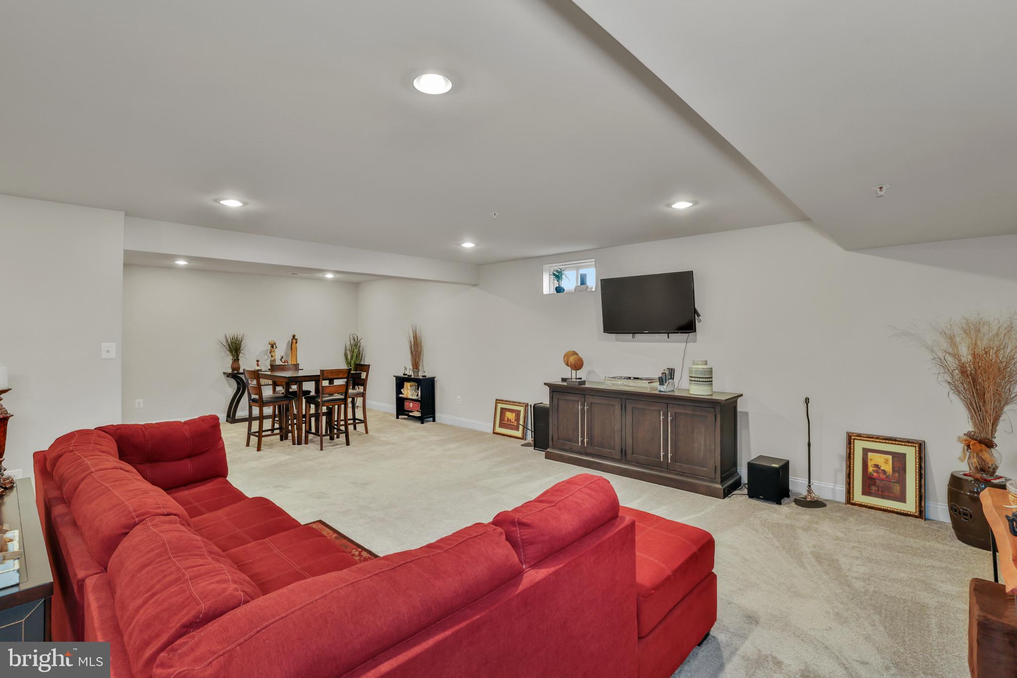 STONEHAVEN - Residential