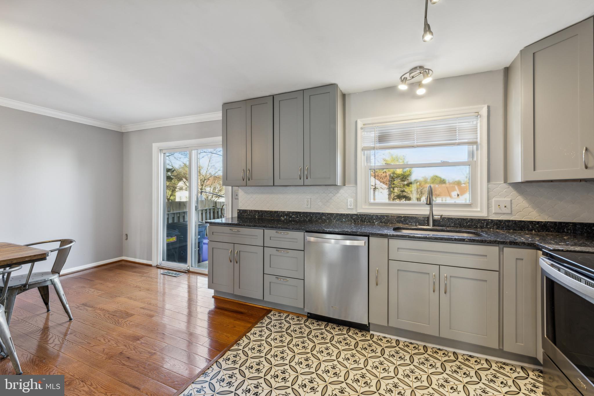 CHURCHILL TOWN SECTOR - Residential