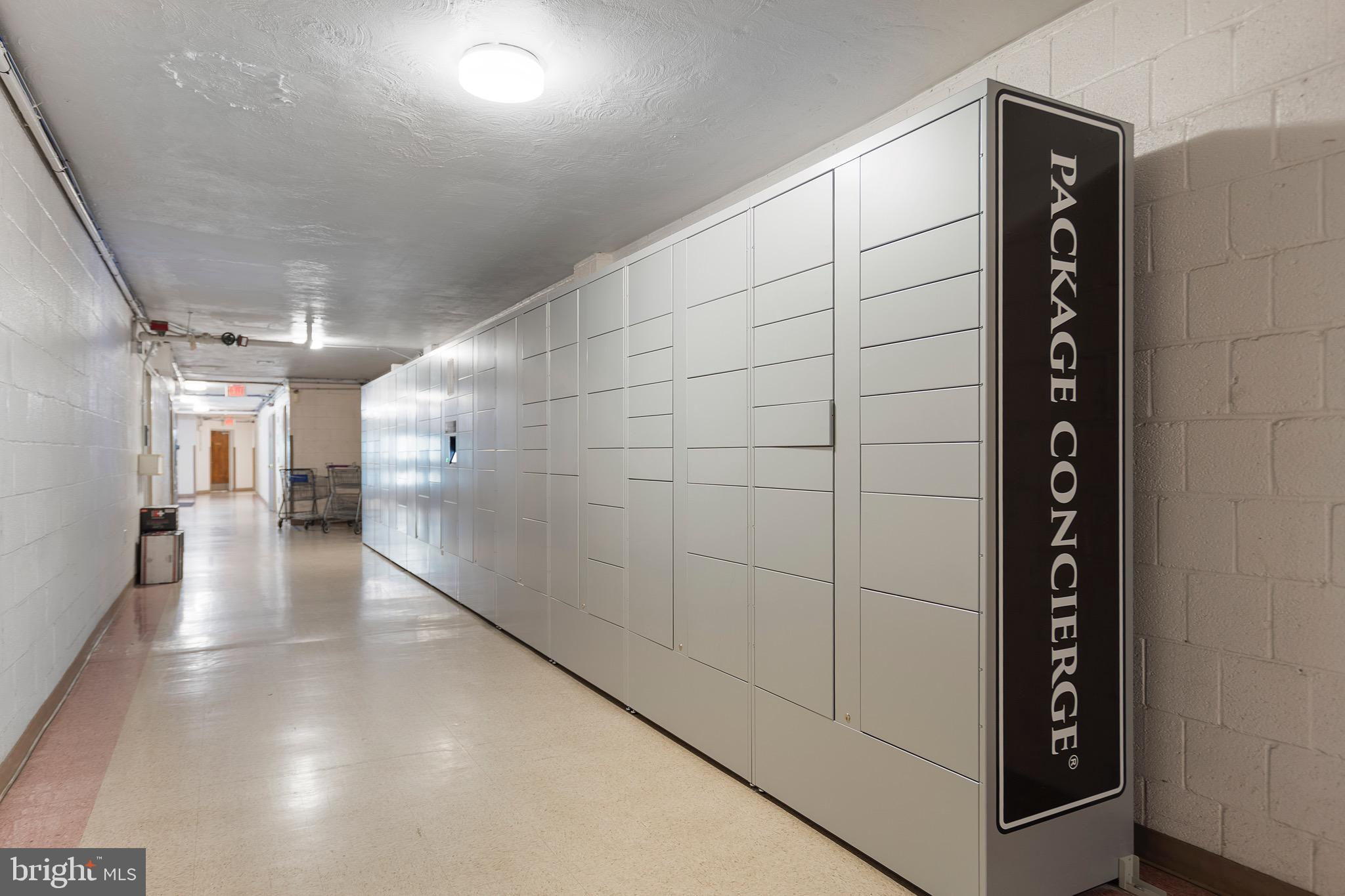 LYON VILLAGE - Residential