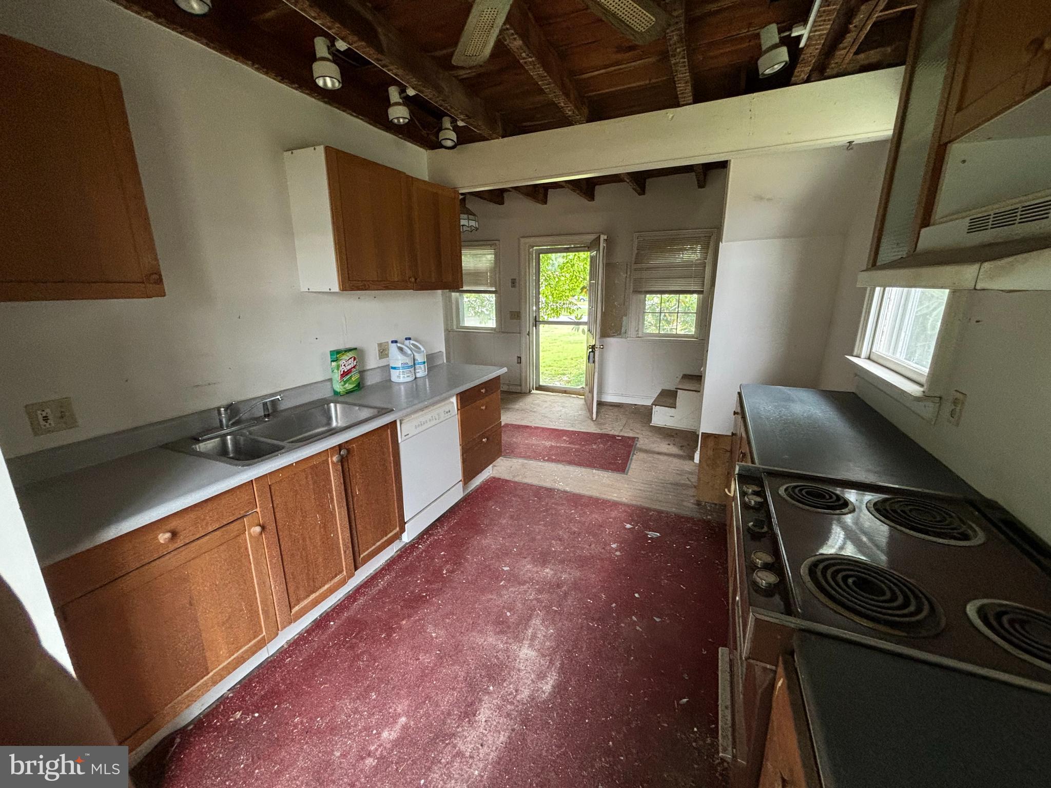 STONEY RIDGE - Residential