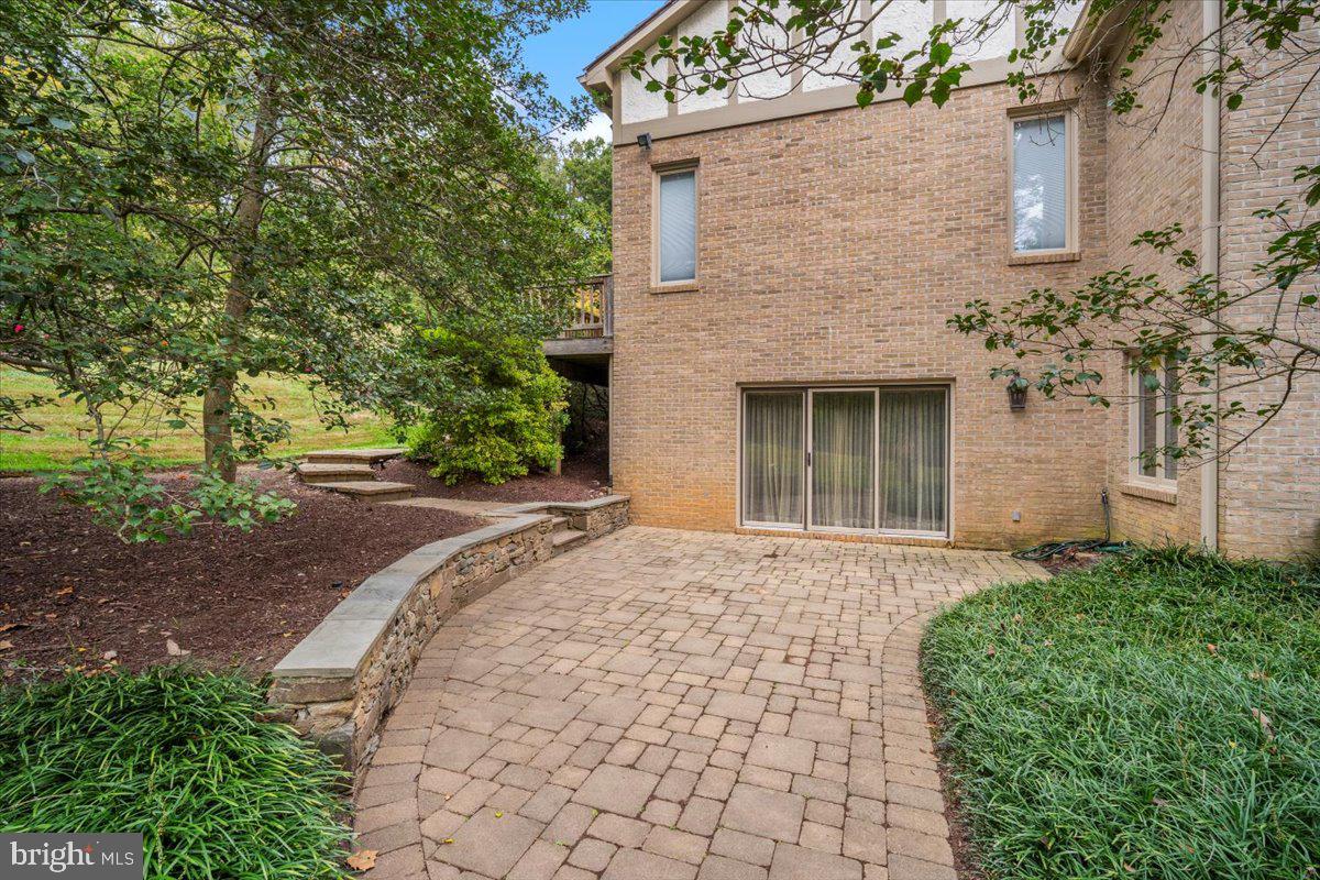 KENTSDALE ESTATES - Residential