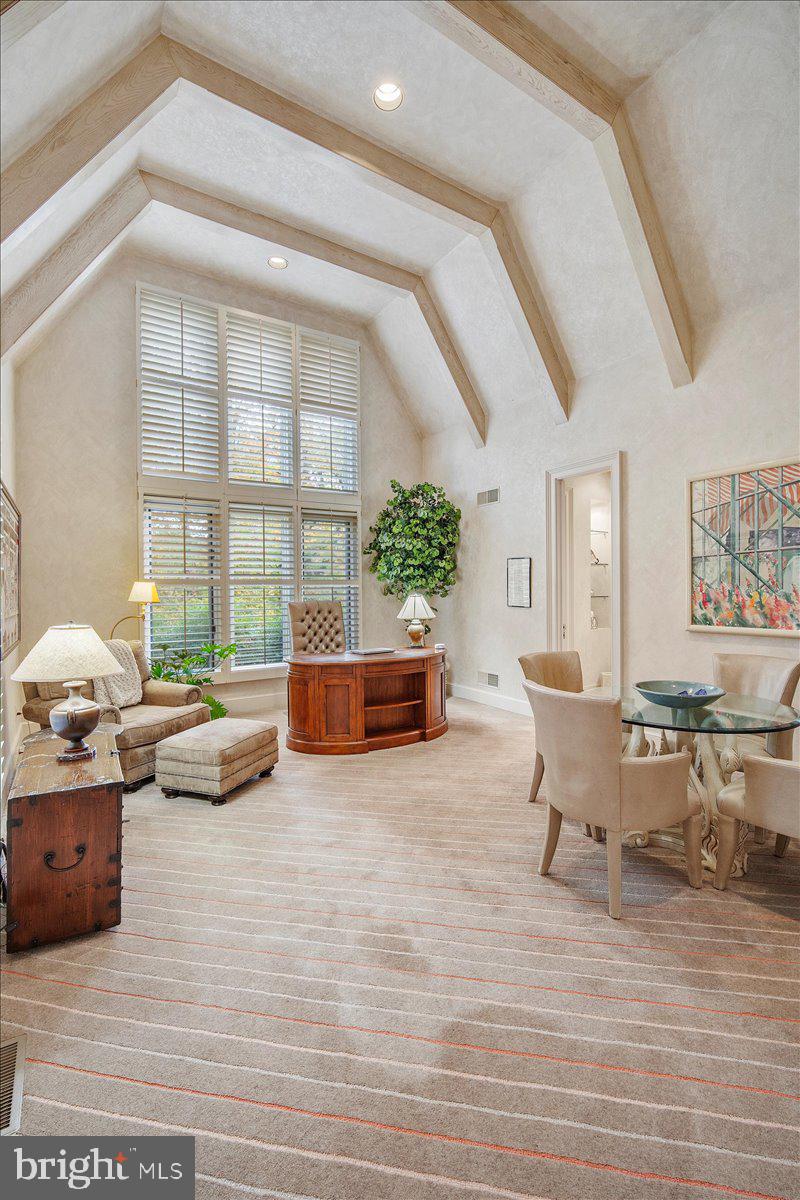 KENTSDALE ESTATES - Residential