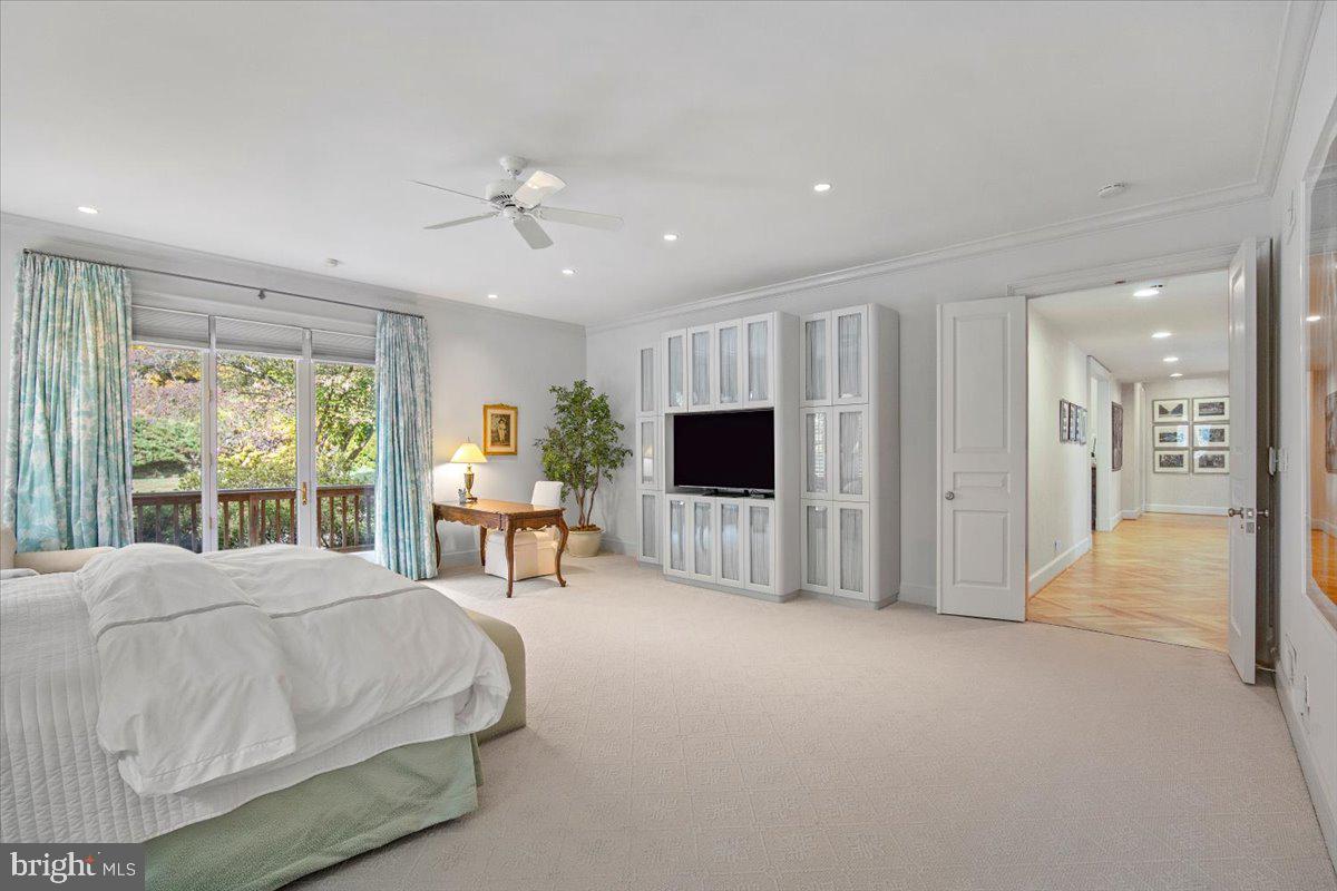 KENTSDALE ESTATES - Residential