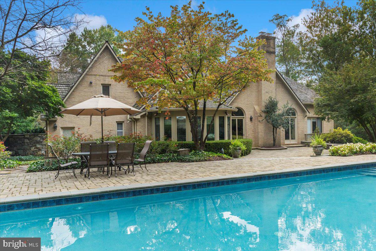 KENTSDALE ESTATES - Residential