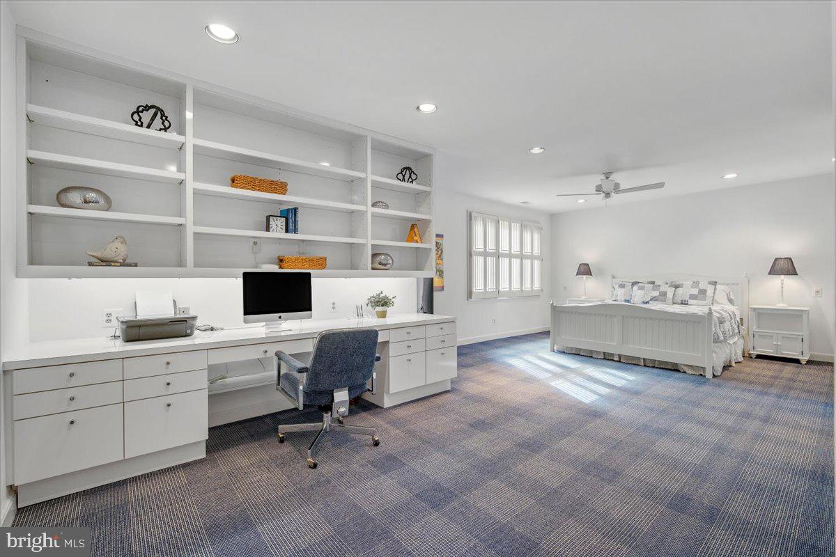 KENTSDALE ESTATES - Residential