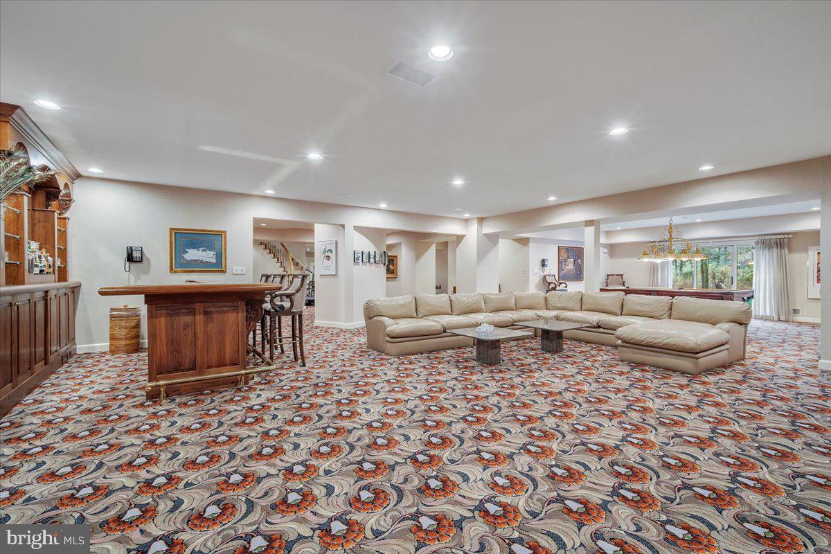 KENTSDALE ESTATES - Residential