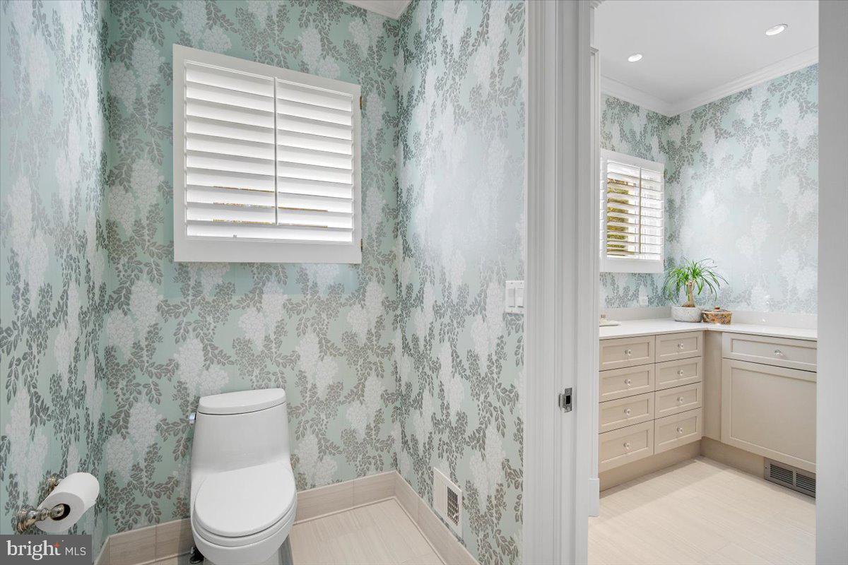 KENTSDALE ESTATES - Residential