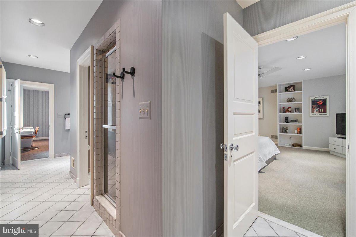 KENTSDALE ESTATES - Residential