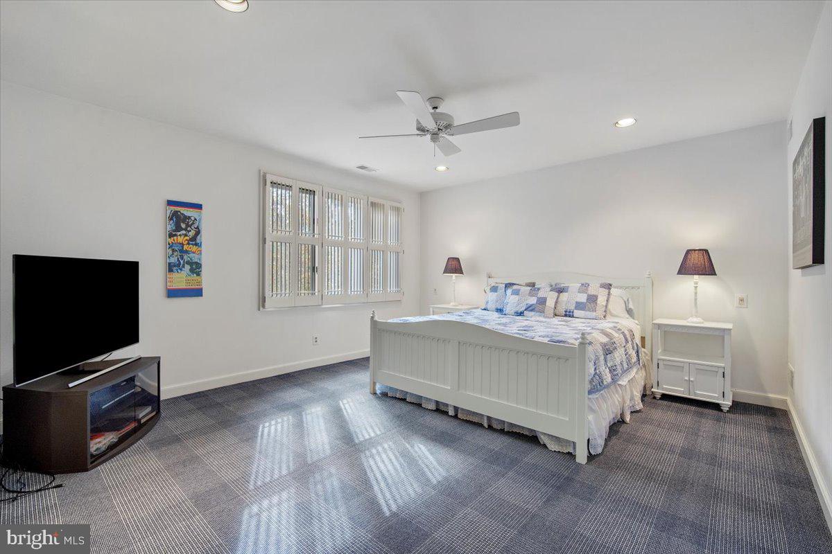 KENTSDALE ESTATES - Residential