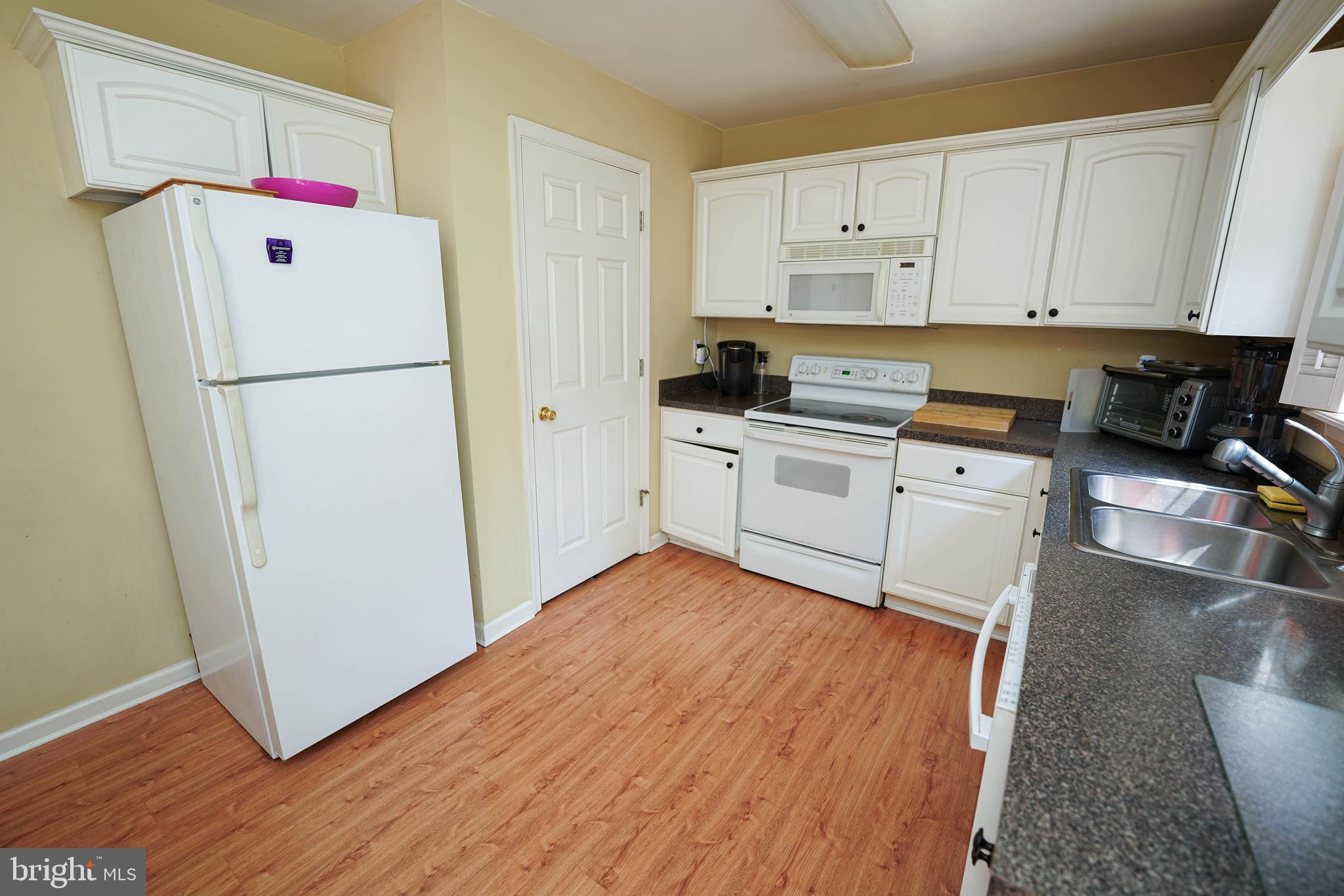 STONE GATE - Residential