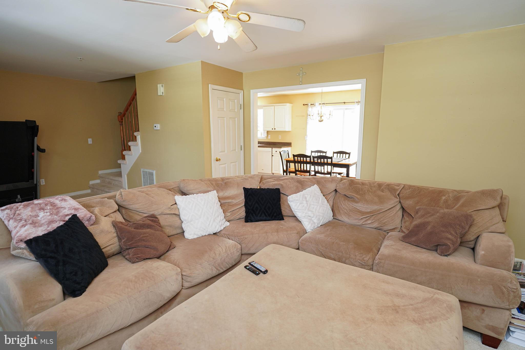 STONE GATE - Residential