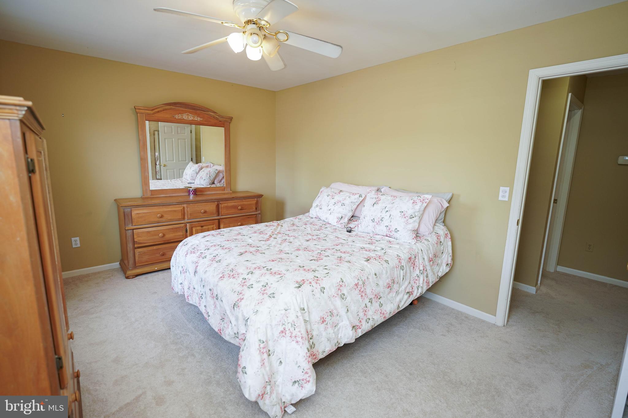 STONE GATE - Residential