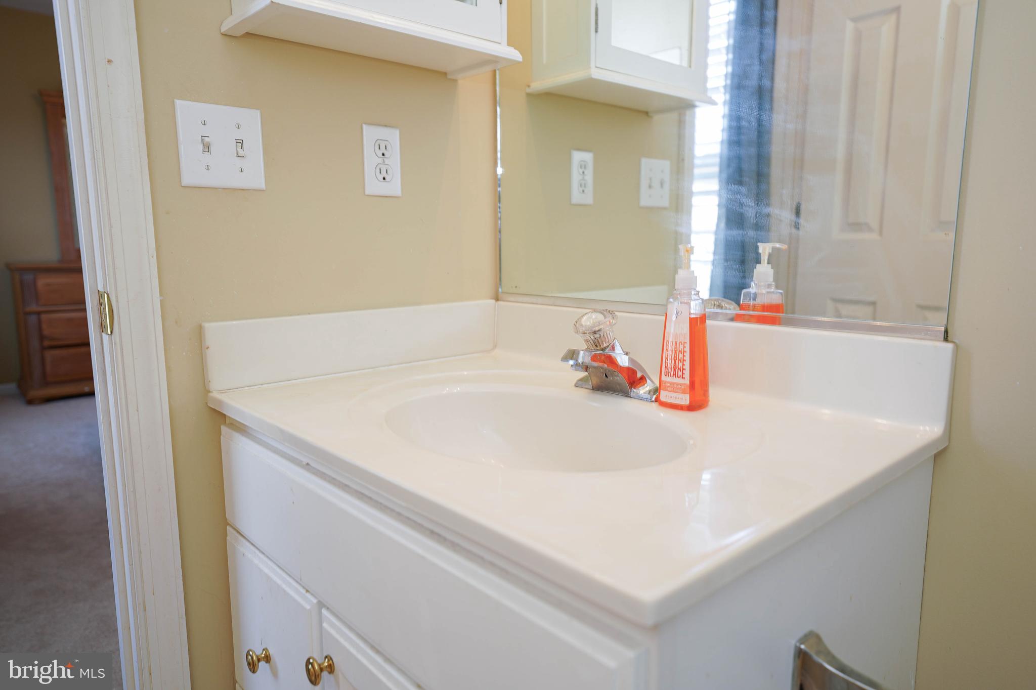 STONE GATE - Residential