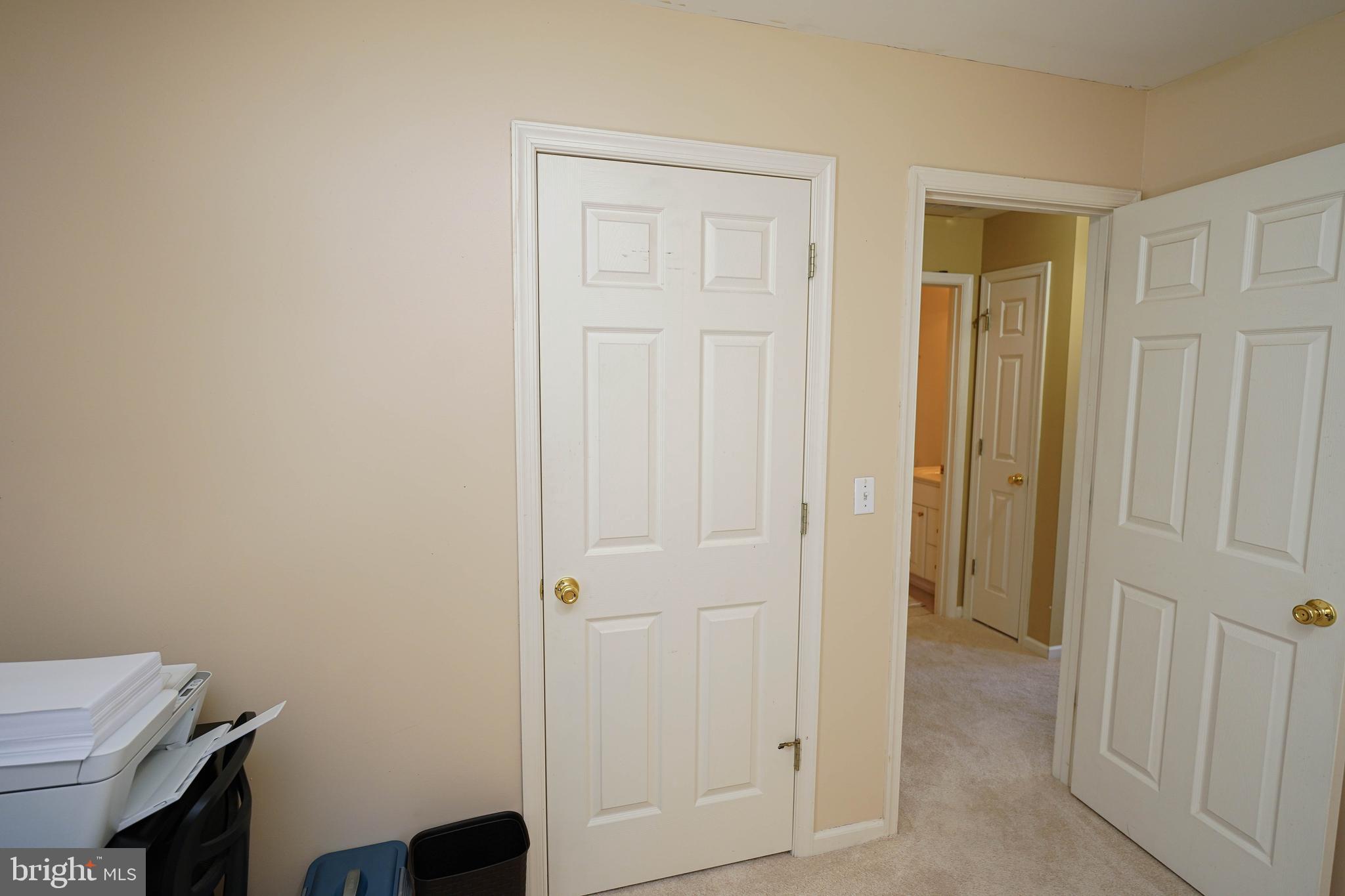 STONE GATE - Residential