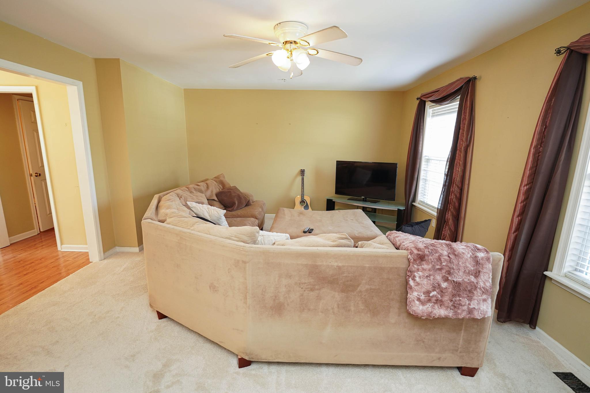 STONE GATE - Residential