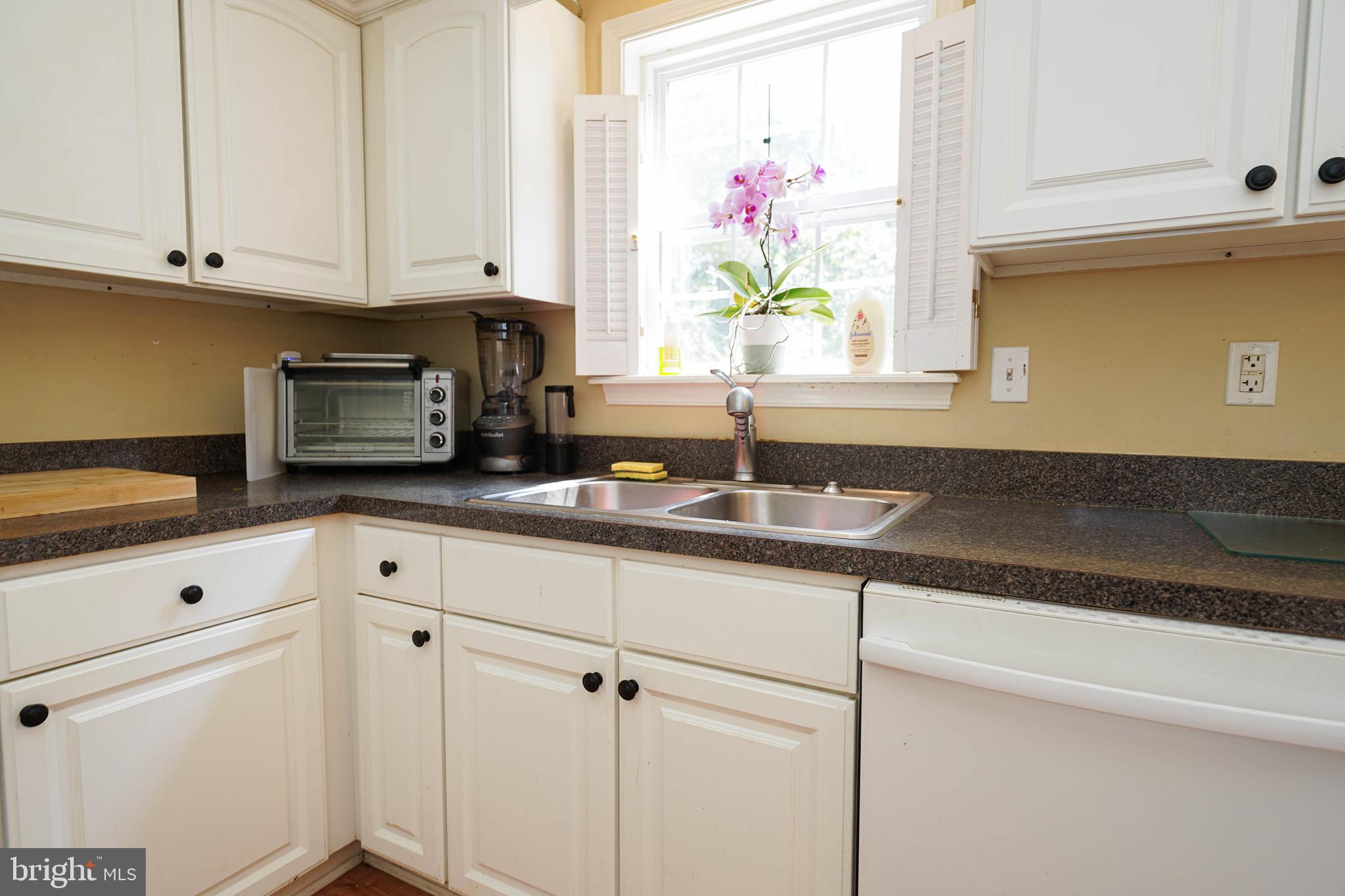 STONE GATE - Residential