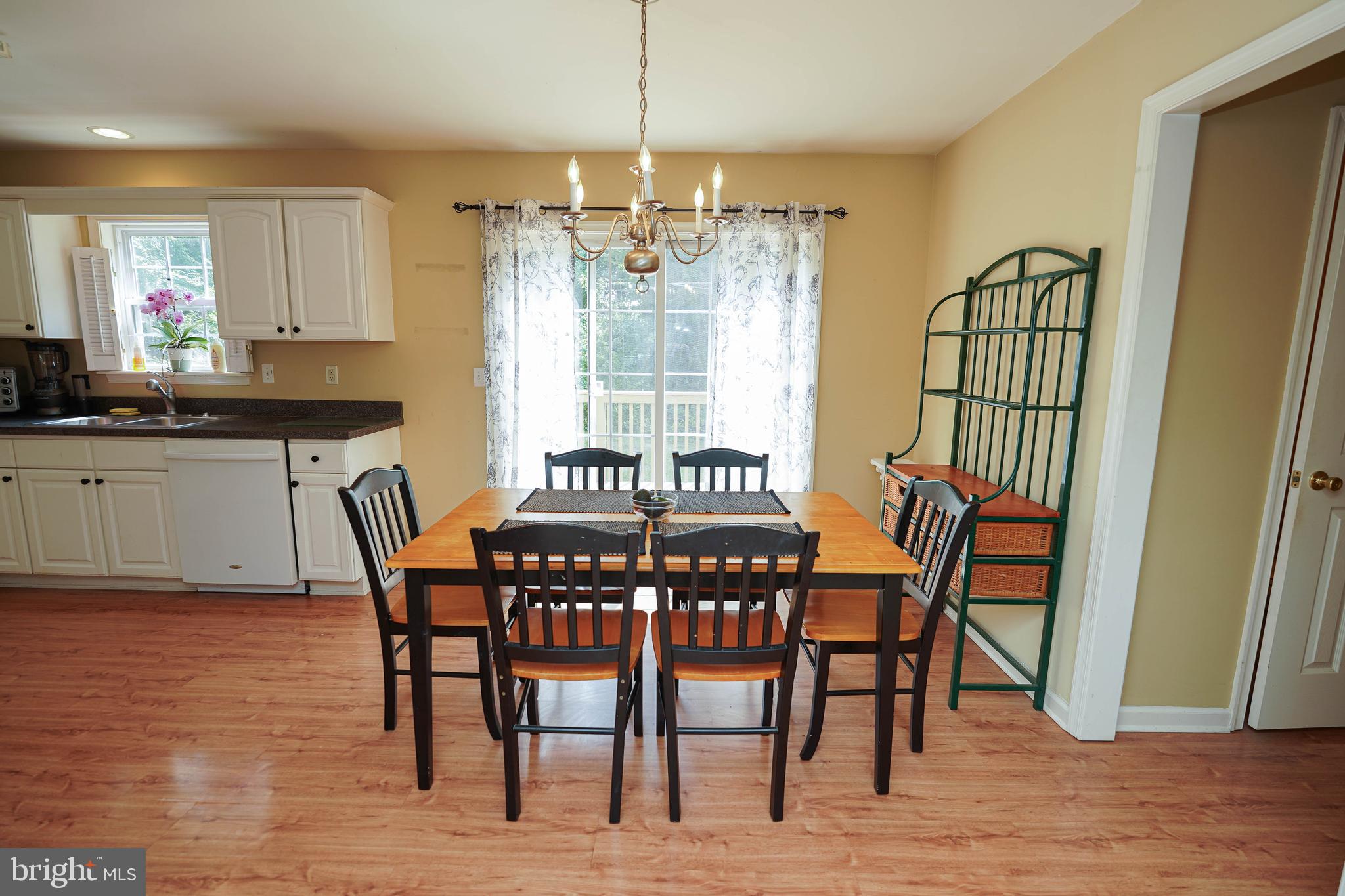 STONE GATE - Residential