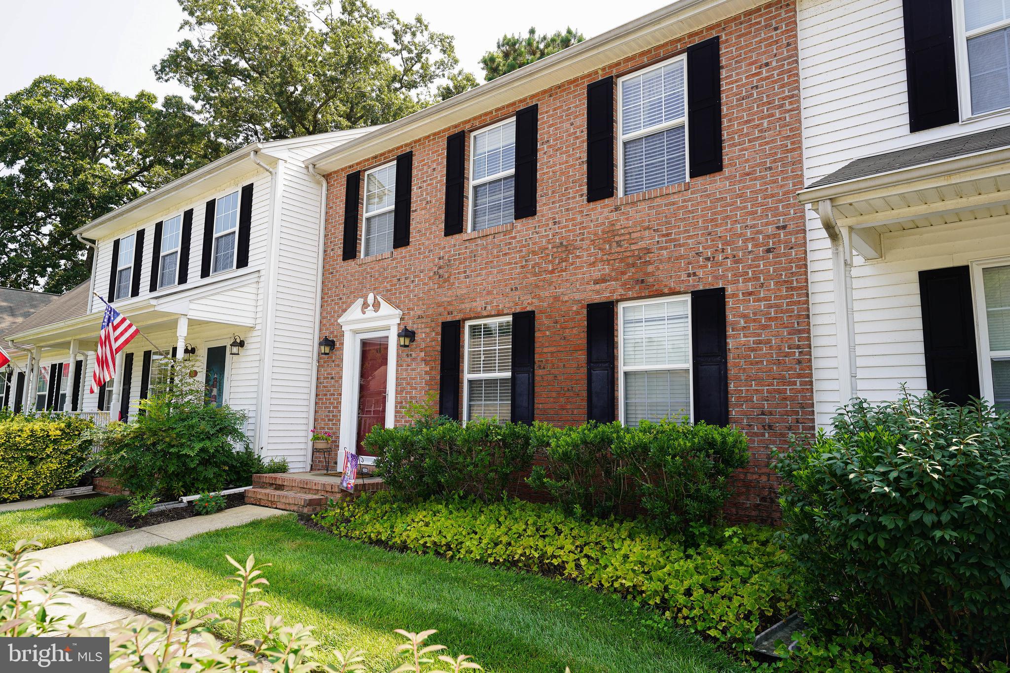 STONE GATE - Residential