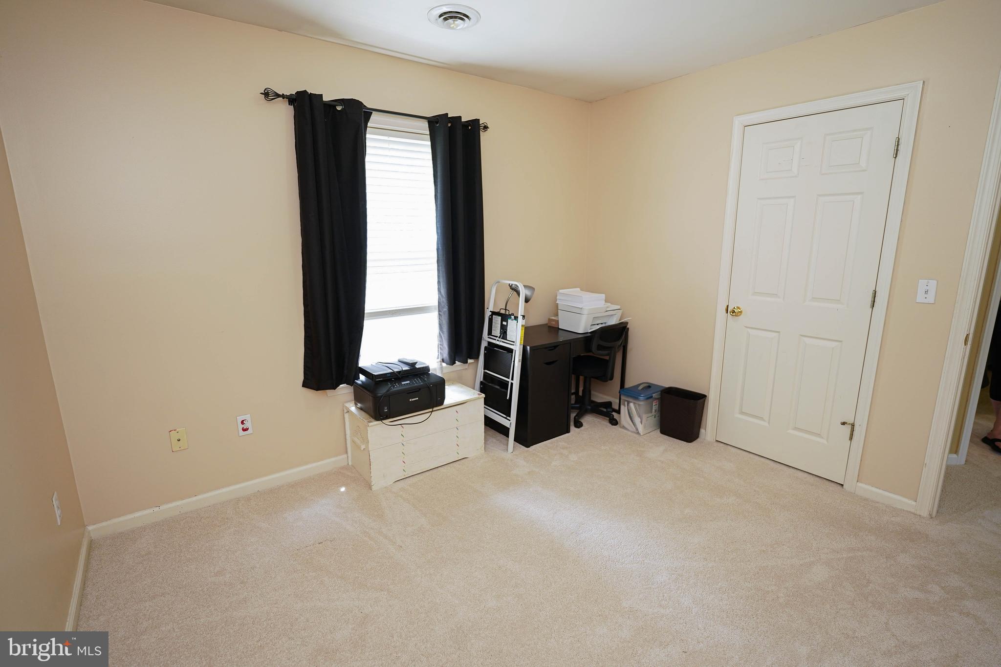 STONE GATE - Residential