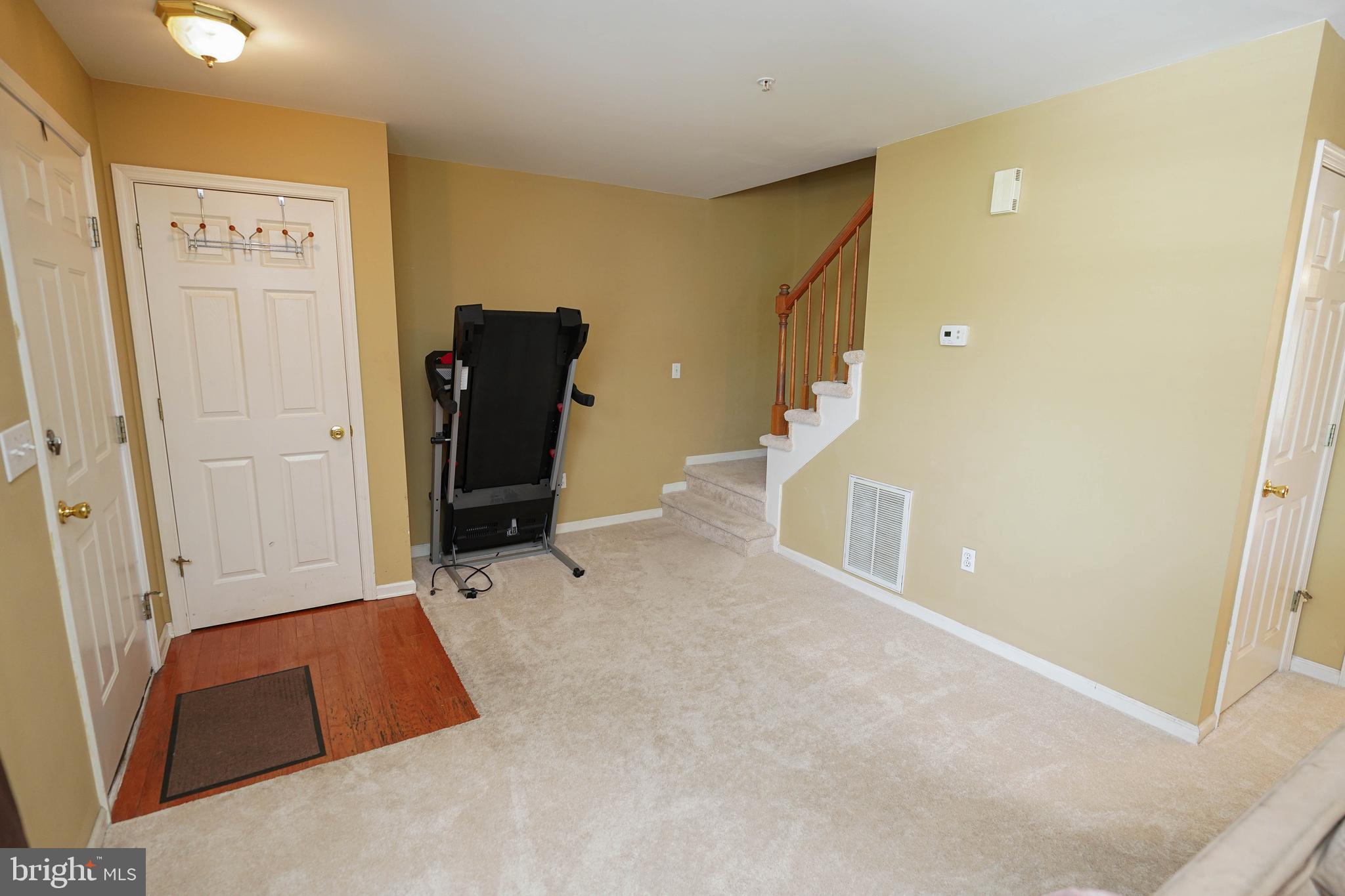 STONE GATE - Residential