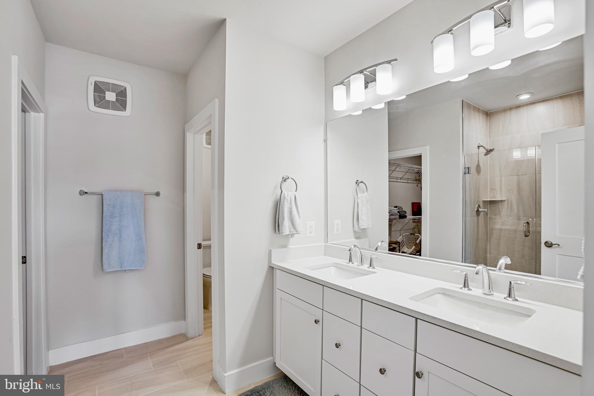 RESTON - Residential