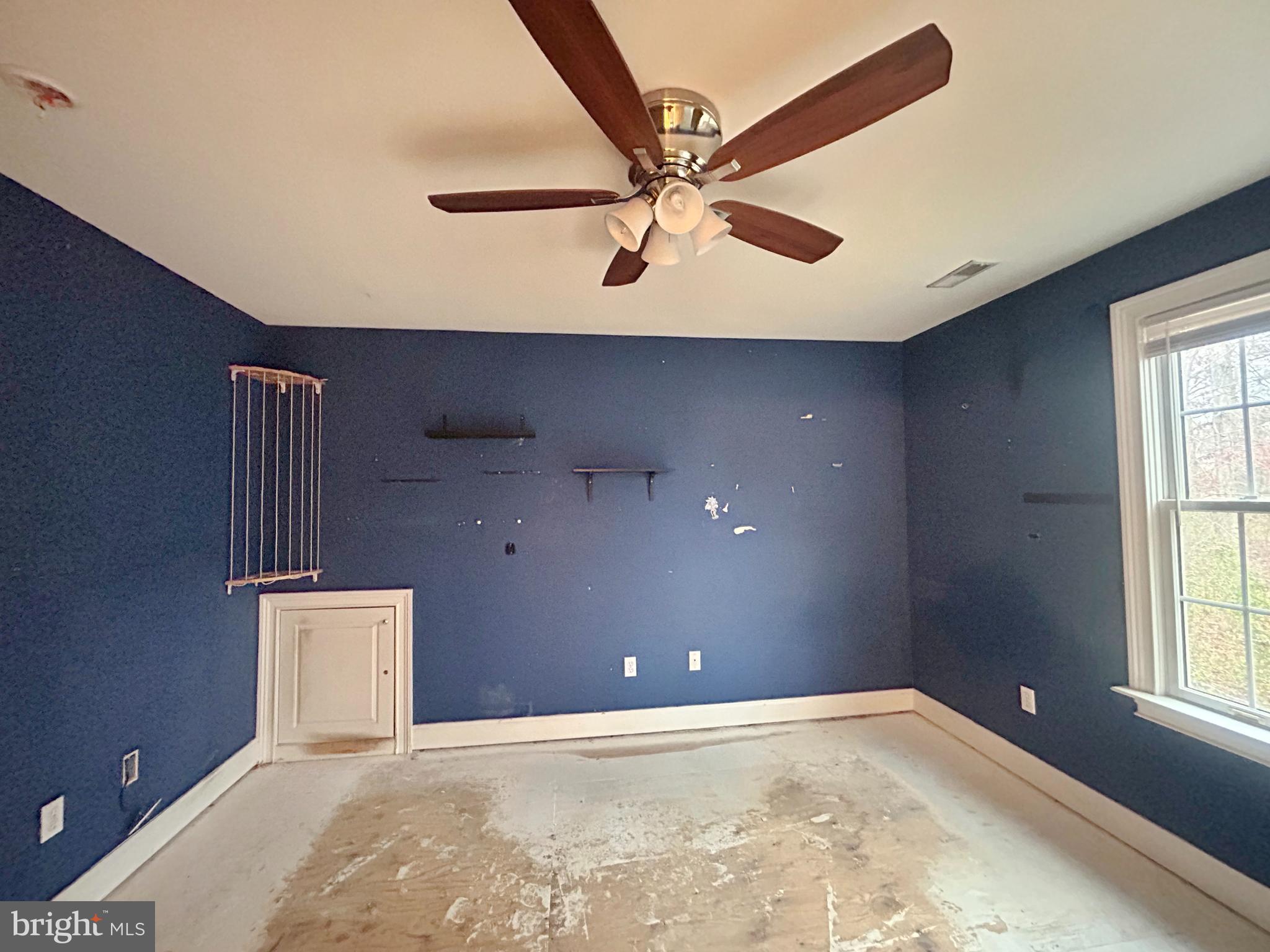 WOODS AT HARRISON - Residential