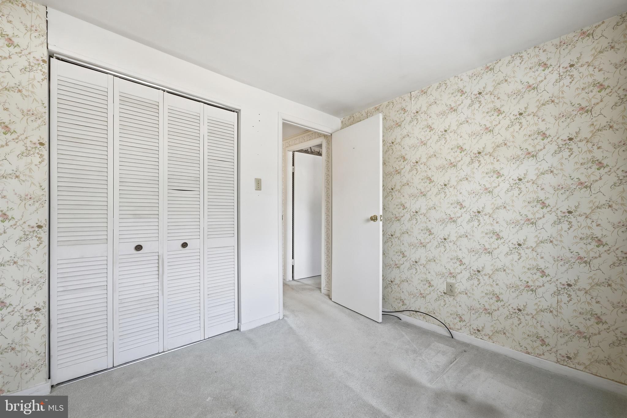 VILLAGE OF OWEN BROWN - Residential