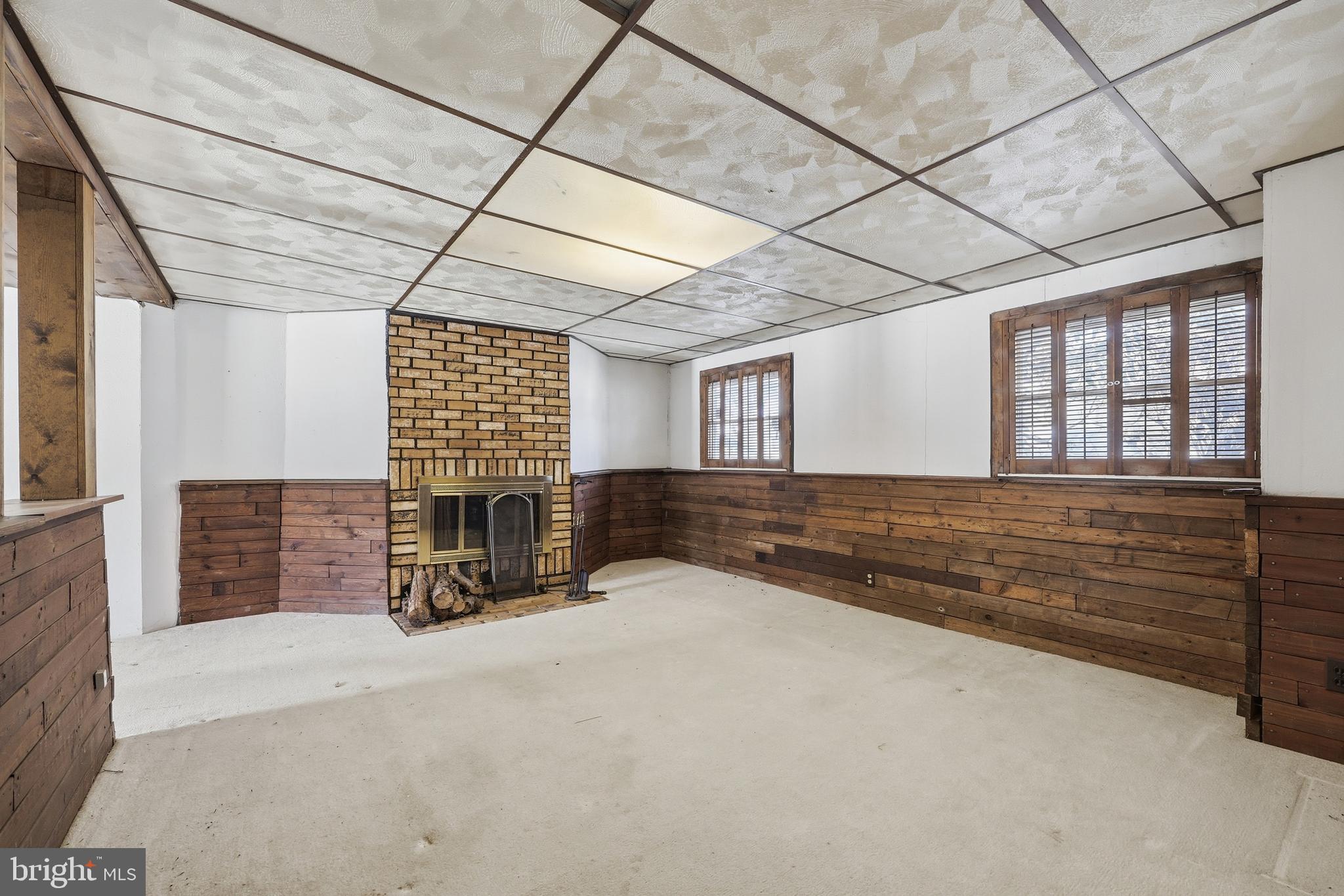 VILLAGE OF OWEN BROWN - Residential