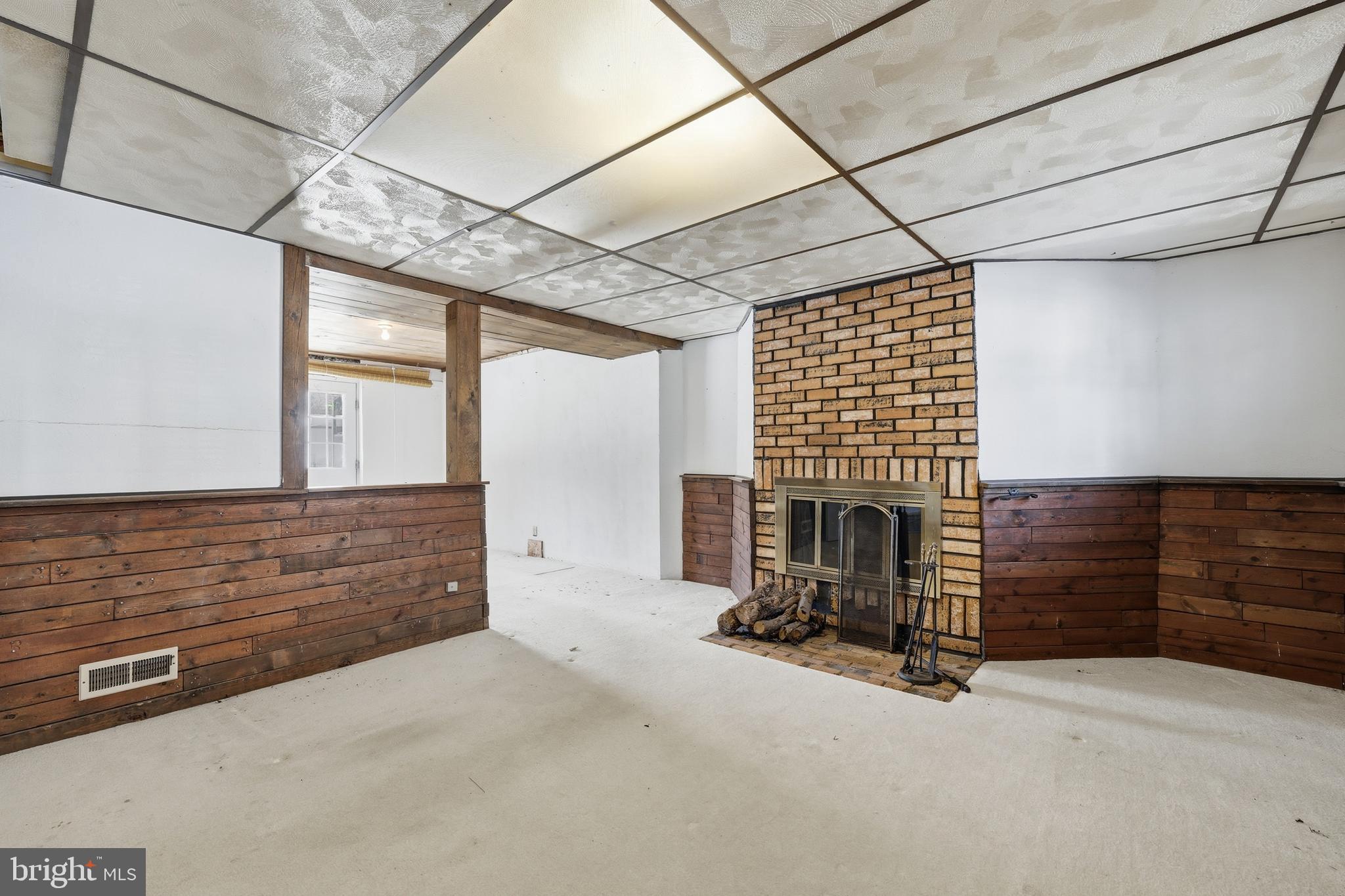 VILLAGE OF OWEN BROWN - Residential