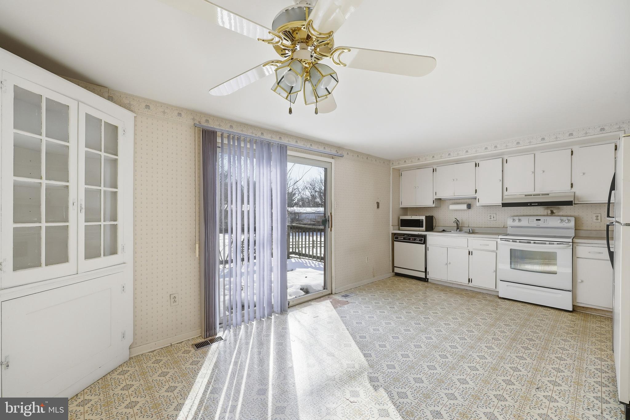 VILLAGE OF OWEN BROWN - Residential