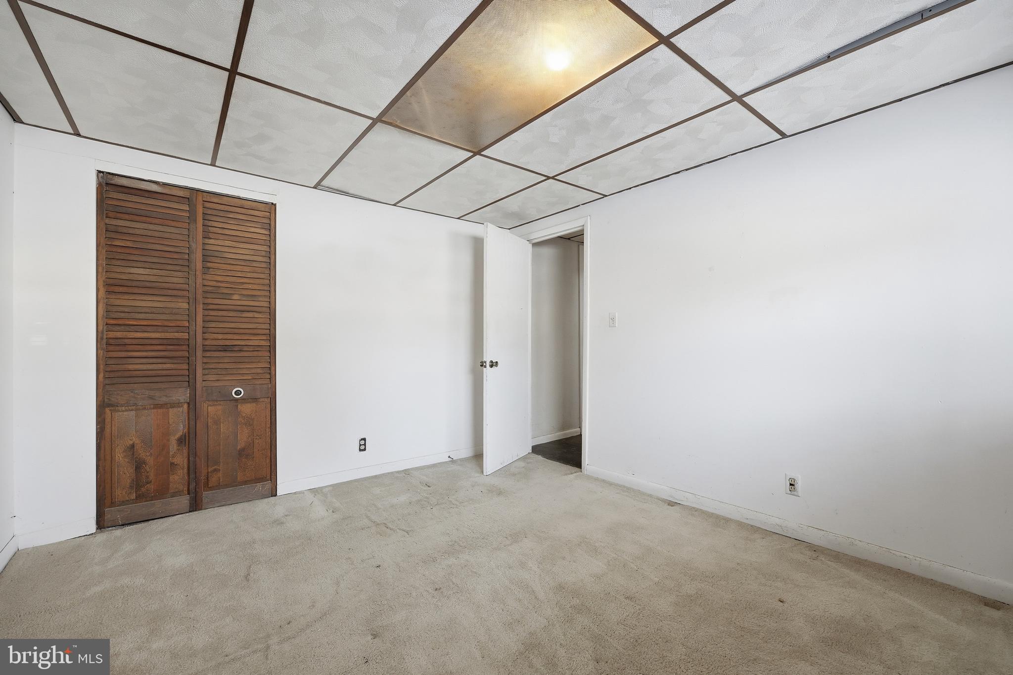 VILLAGE OF OWEN BROWN - Residential