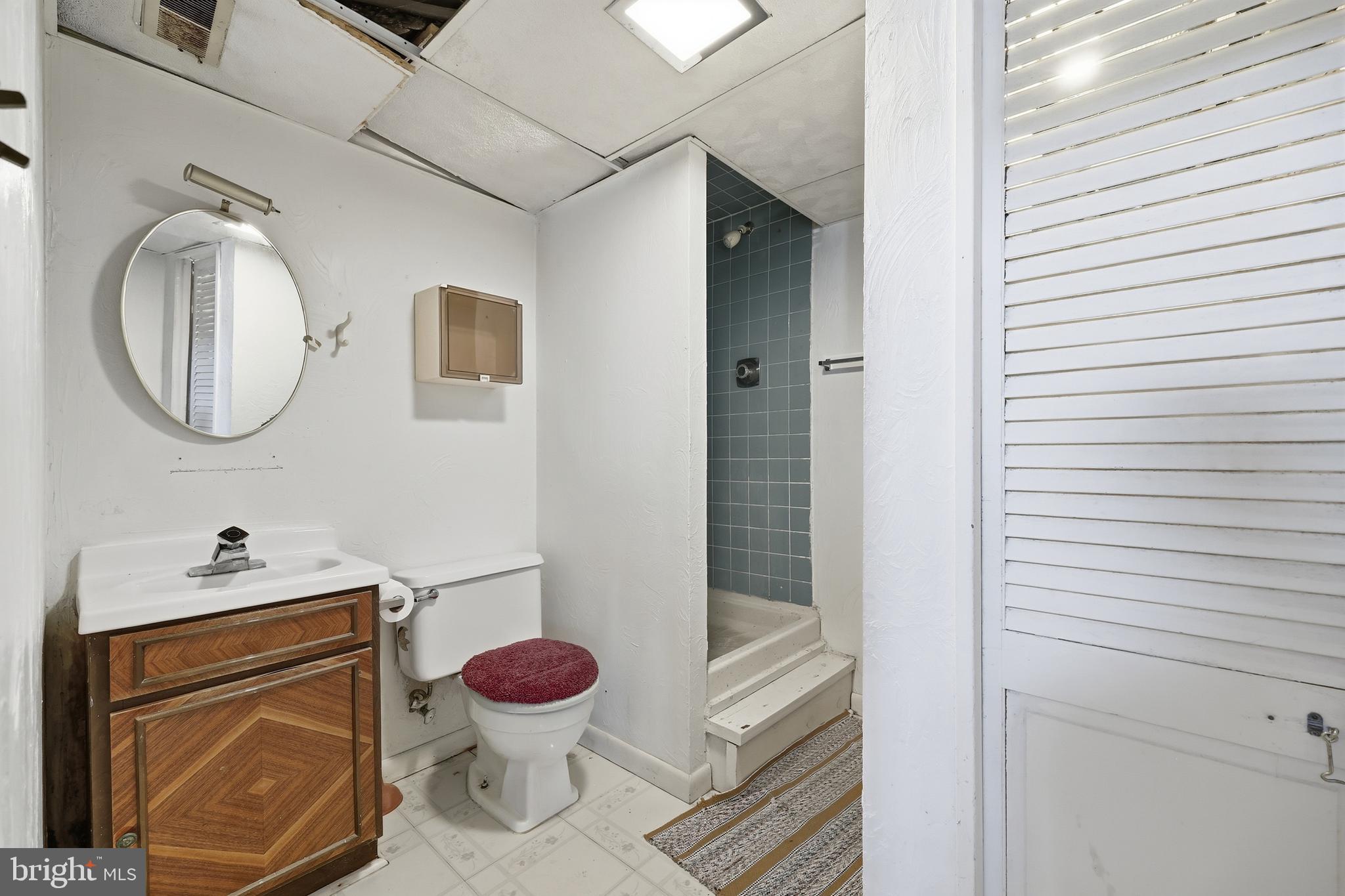 VILLAGE OF OWEN BROWN - Residential